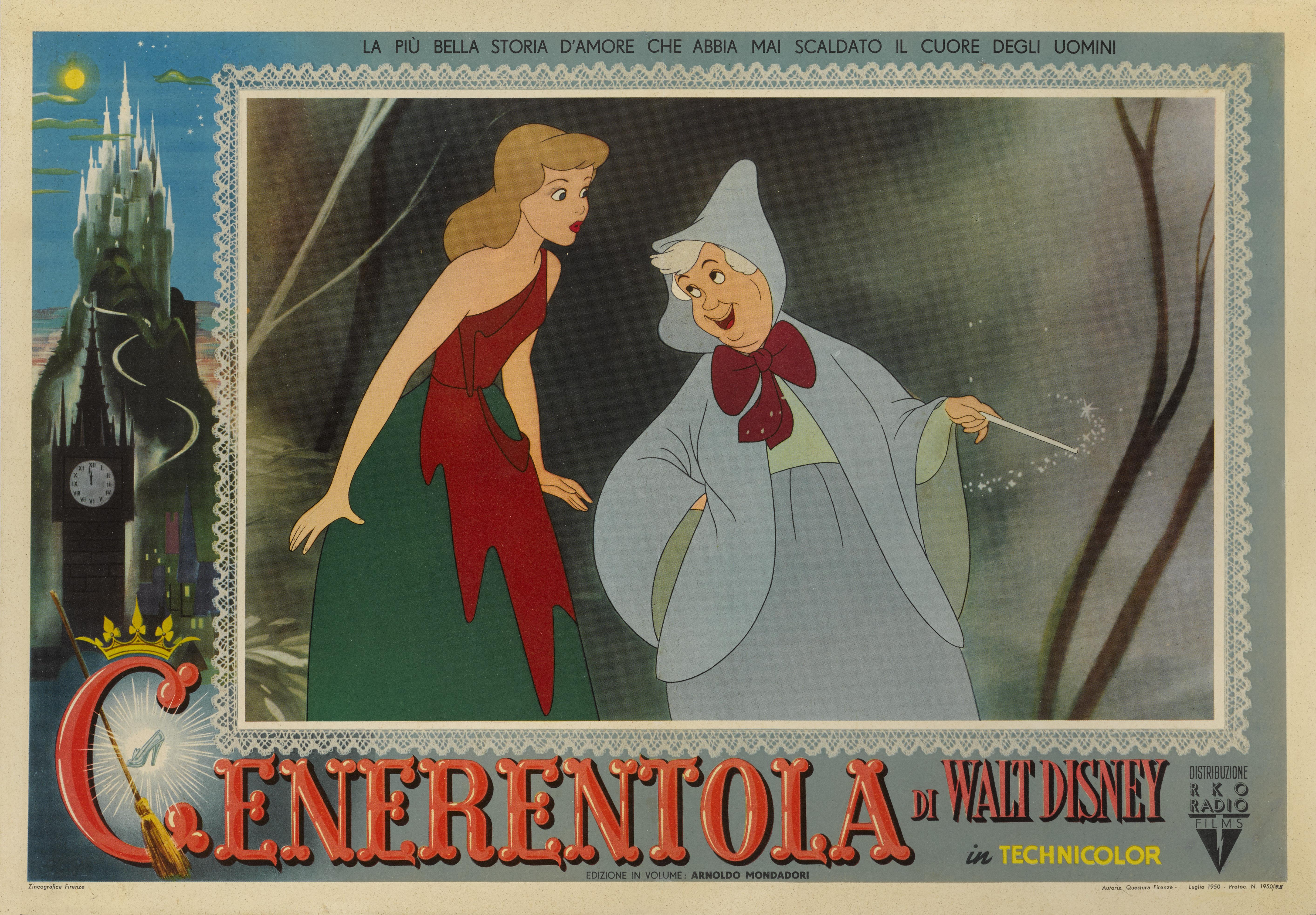 Affiche de film italienne originale, pour le film d'animation de Walt Disney de 1950.
Le conte de fées de Walt Disney, Cendrillon, est basé sur l'histoire du 17e siècle de l'auteur français Charles Perrault. Il s'agit du douzième film d'animation