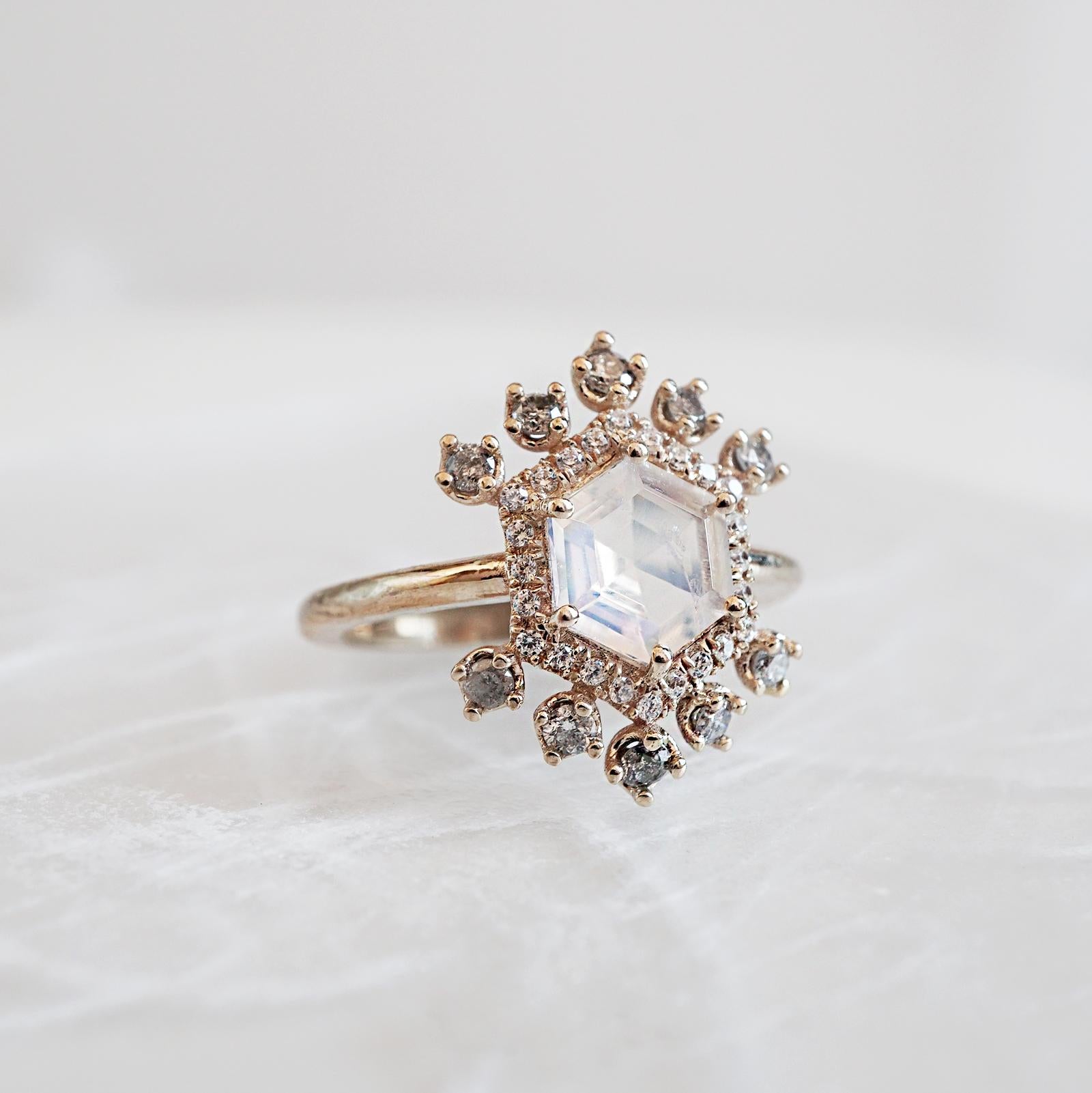 ** Tippy Taste Heirloom Collection are made to order. Please allow 3-4 week turnaround time. Make a note of your ring size during checkout. 

A low profile design that sits flush to the finger featuring a glowy 7x7mm custom cut hexagon moonstone