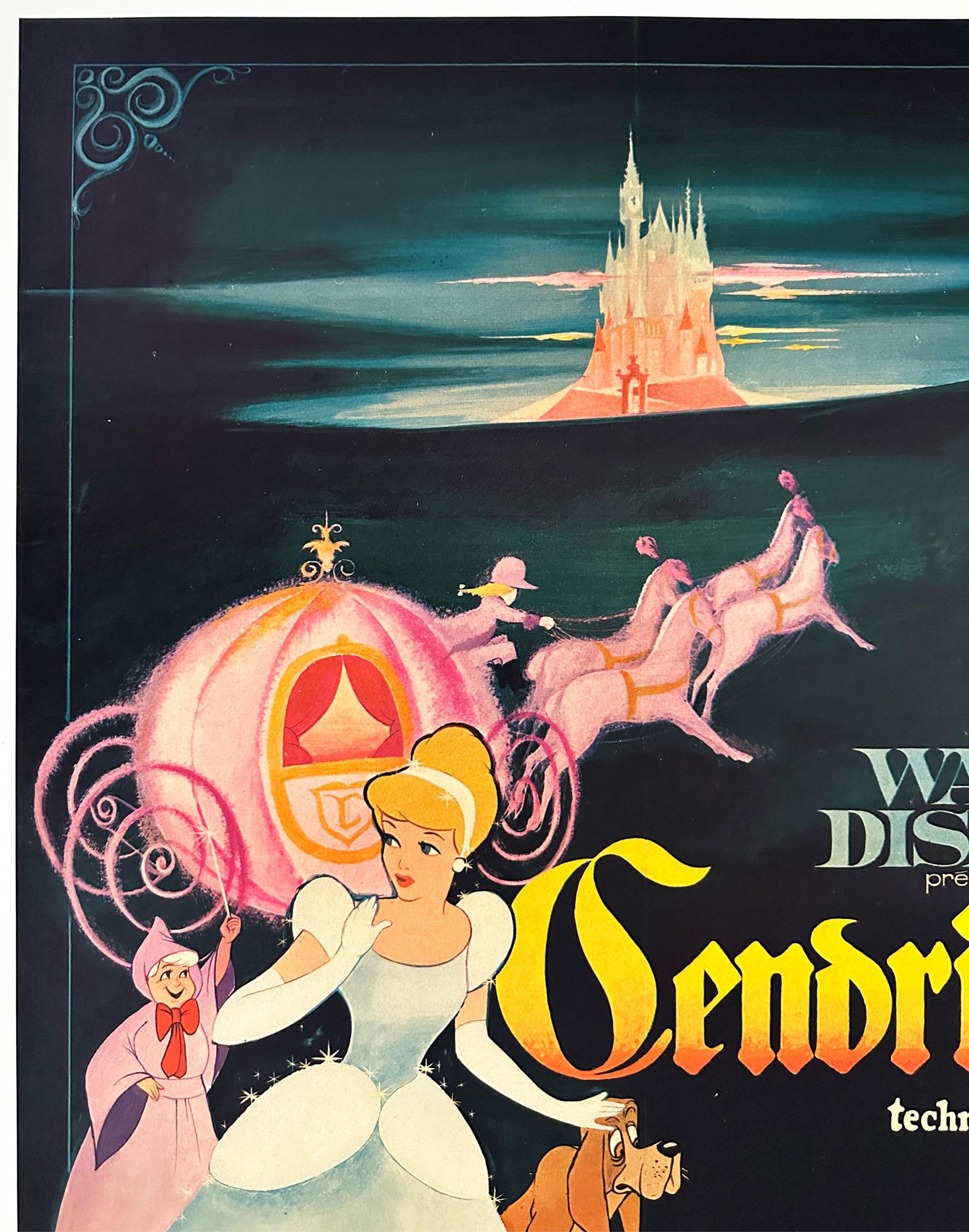 Francese Poster cinematografico francese di Cenerentola R1960s Petite Film, Disney in vendita