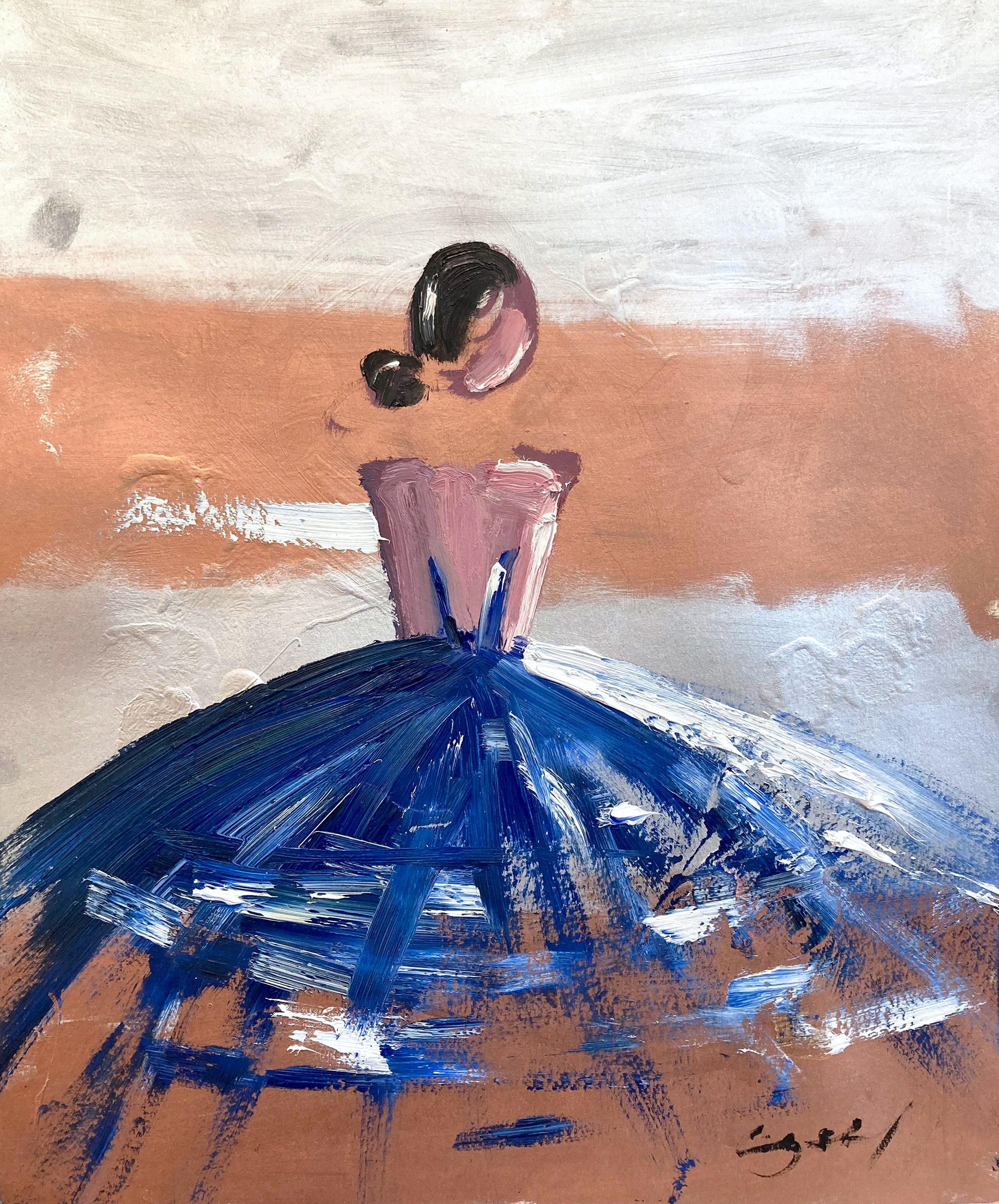 Abstract Painting de Cindy Shaoul - "Azul en plata y bronce" Figura con vestido de alta costura Pintura al óleo sobre papel