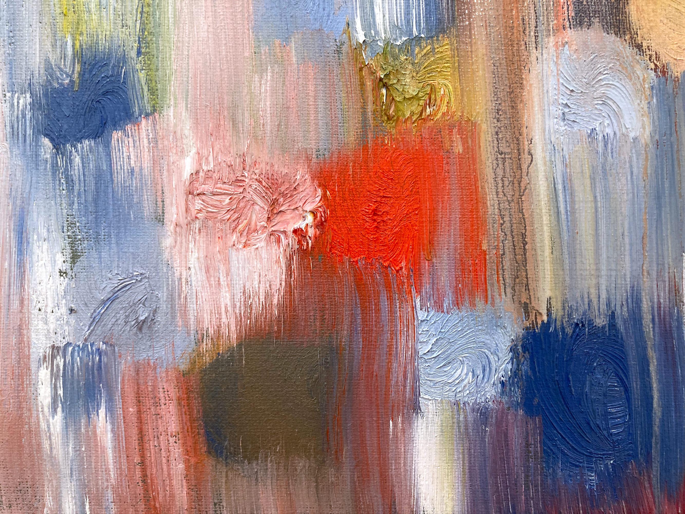 Mit Schichten aus leuchtenden Ölen und wischenden Pinselstrichen kann die Farbe in einem einzigartigen Muster glänzen und schimmern. Die Künstlerin verwendet Blattgold mit dicken, strukturierten Ölfarben, was den Bildern einen sehr modernen, urbanen