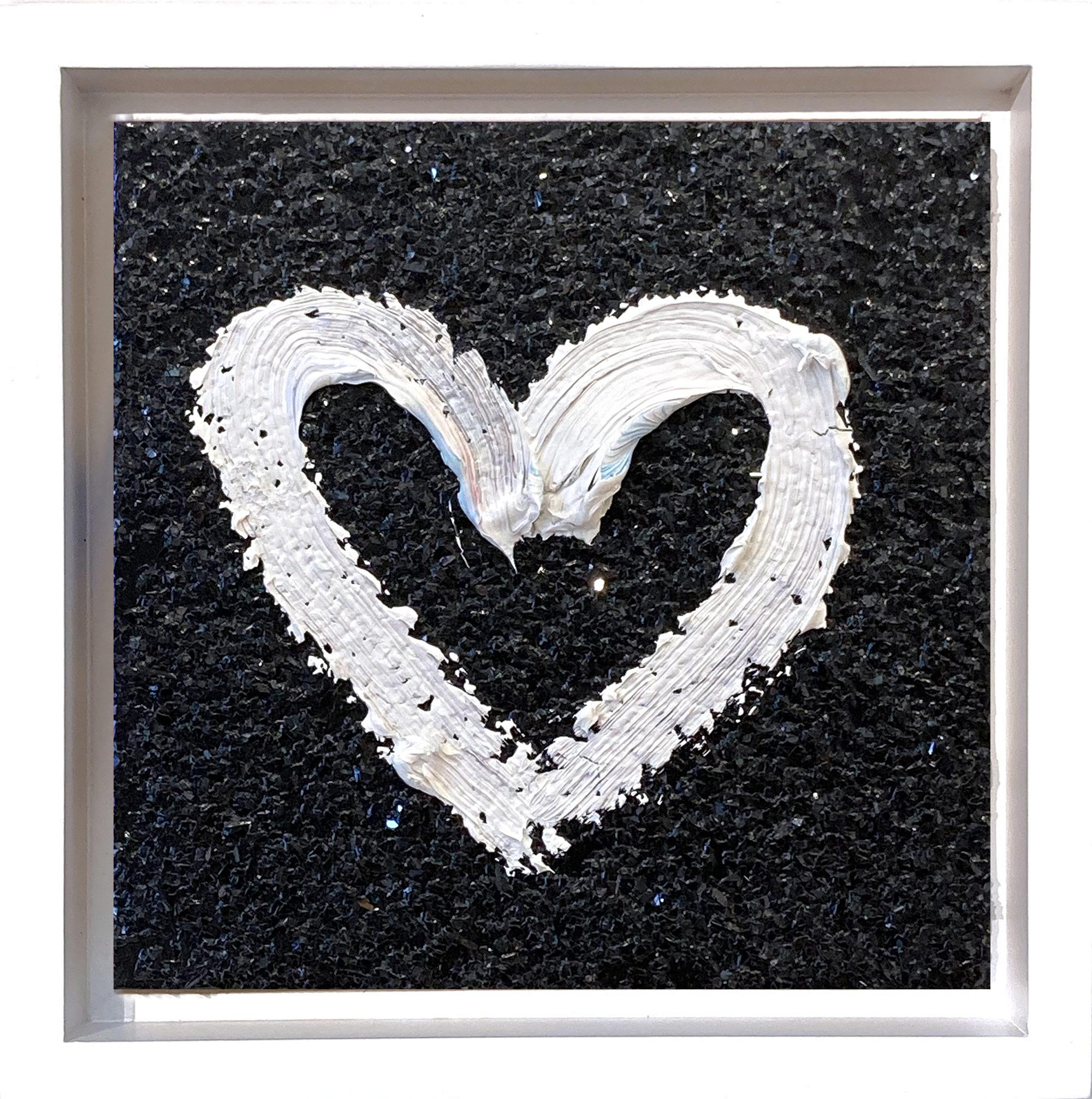 Abstract Painting de Cindy Shaoul - "Mi corazón de diamante negro" Pintura al óleo Pop Art en blanco y negro Marco flotante blanco