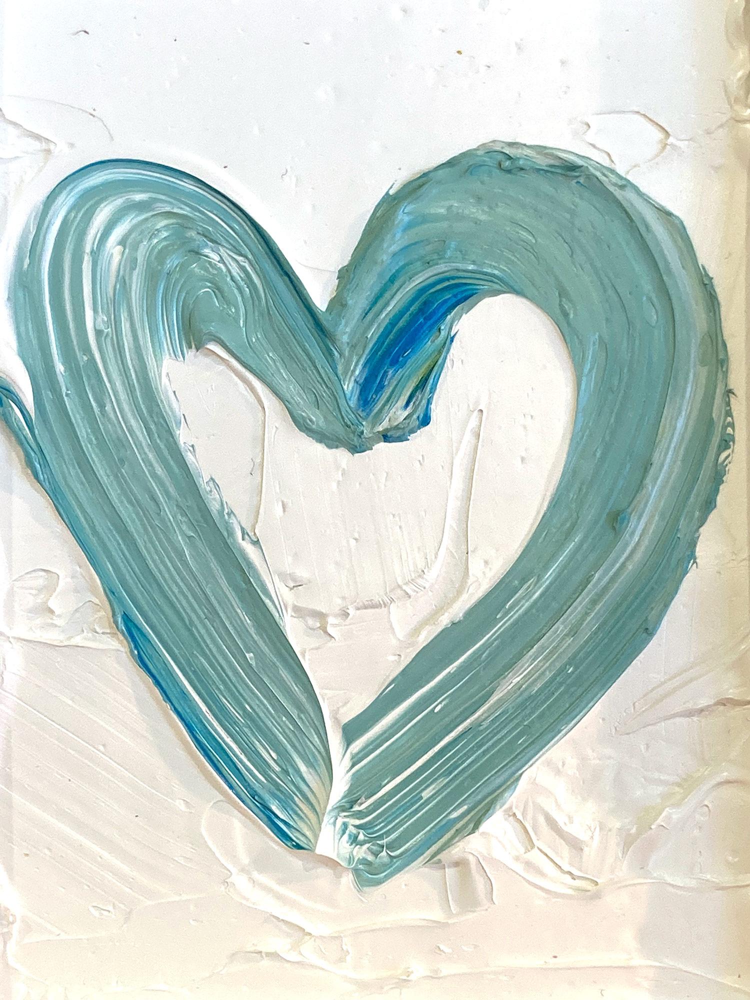 Motivated by bold color and fast brushwork, we are moved by the simplicity and thick textured oil paints in these works. Shaoul’s “My Heart Collection” is a vibrant and energetic display of love encapsulated in these elegant hearts, leaving us with