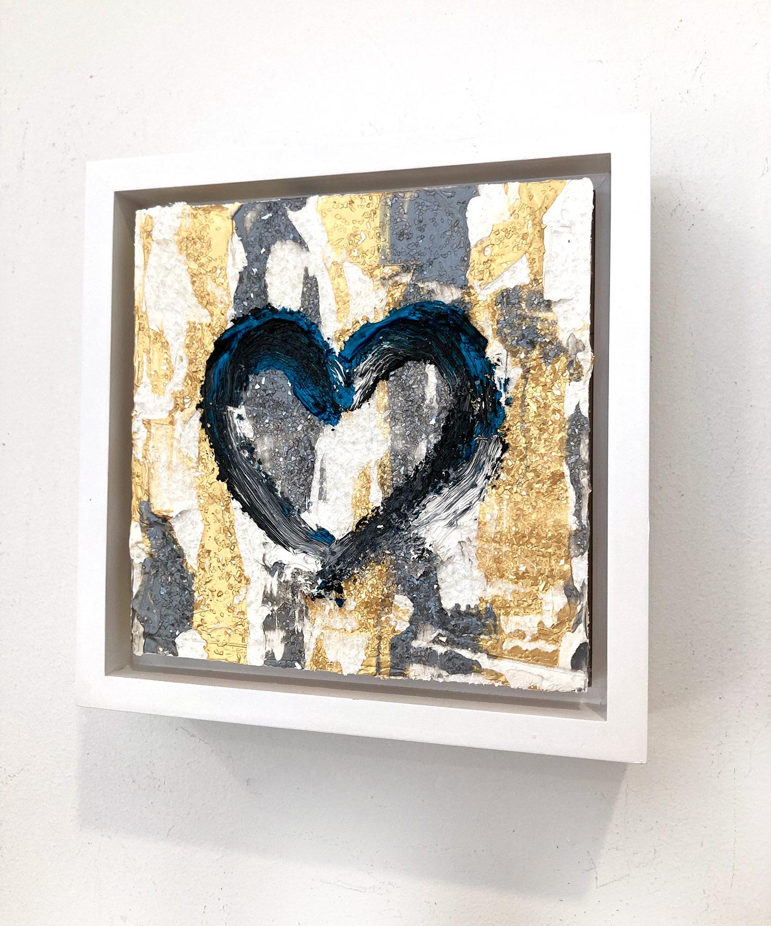Abstraktes Ölgemälde „My Shining Heart“ aus Gold und Silber mit Floater-Rahmen im Angebot 10