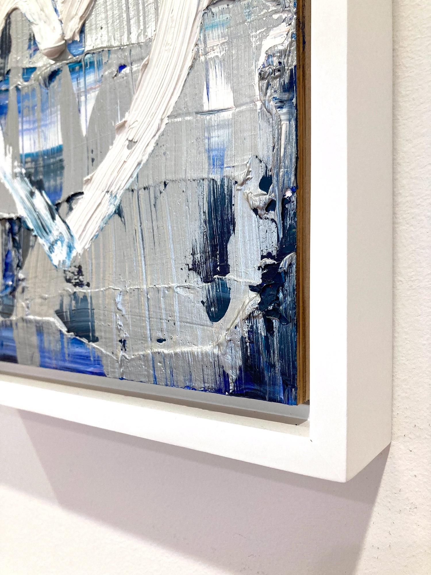 „My Silver Lining Heart“ Blaues Silber-Ölgemälde auf Holz mit weißem Floater-Rahmen im Angebot 7