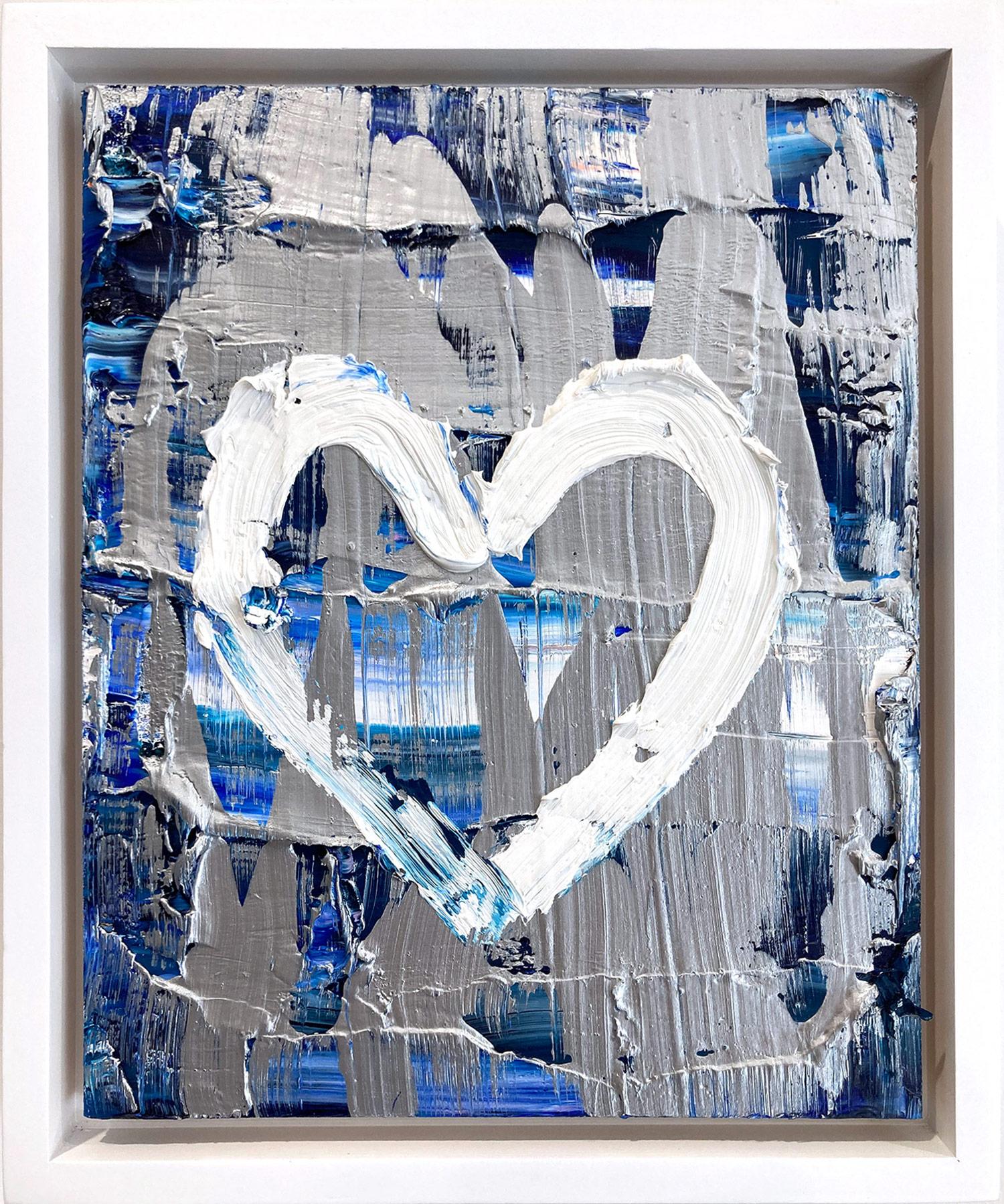 „My Silver Lining Heart“ Blaues Silber-Ölgemälde auf Holz mit weißem Floater-Rahmen