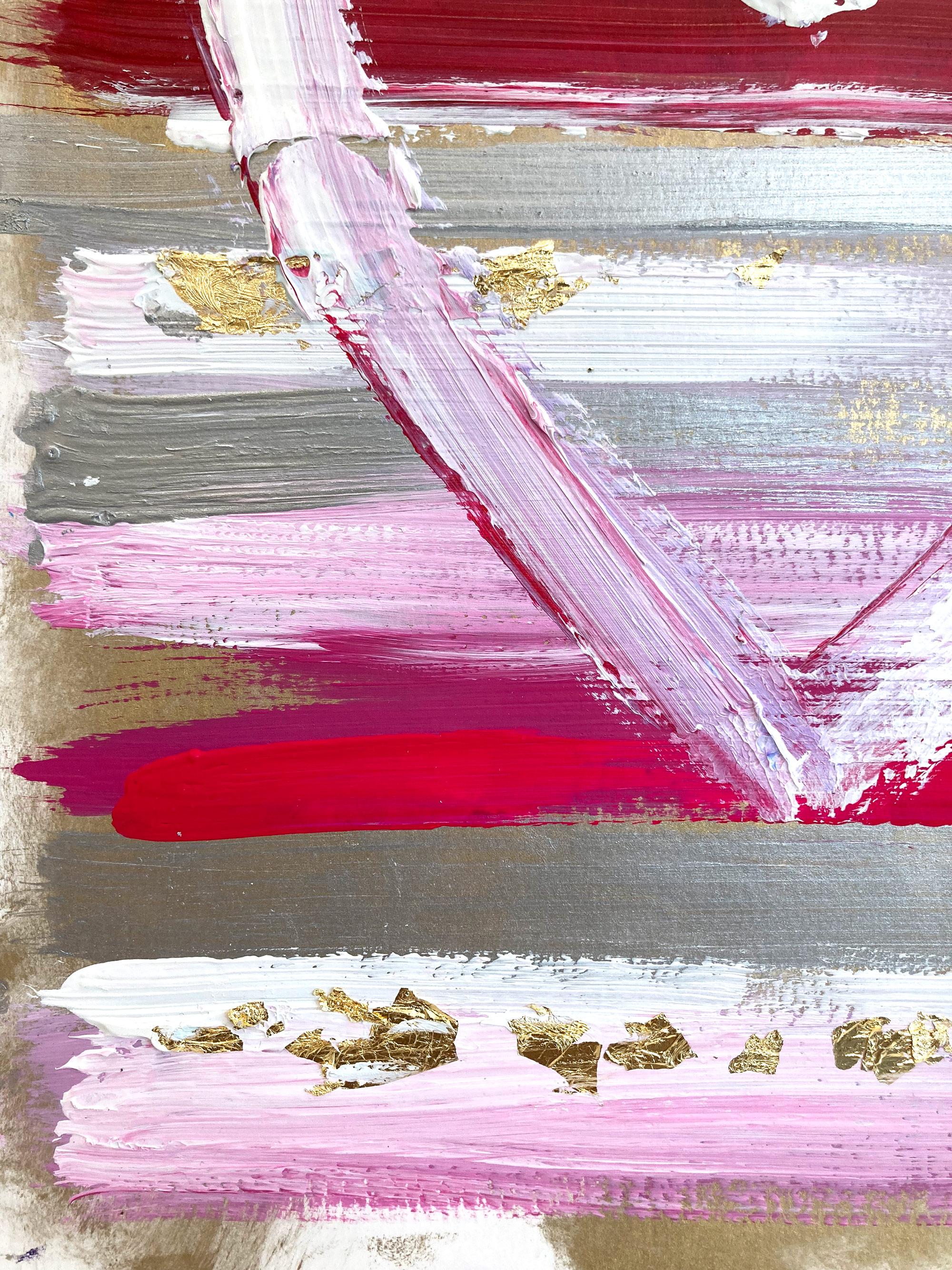 „Mein Erdbeerfarbenes mattiertes Herz“ Buntes Gemälde aus Acryl und Blattgold auf Papier (Violett), Figurative Painting, von Cindy Shaoul