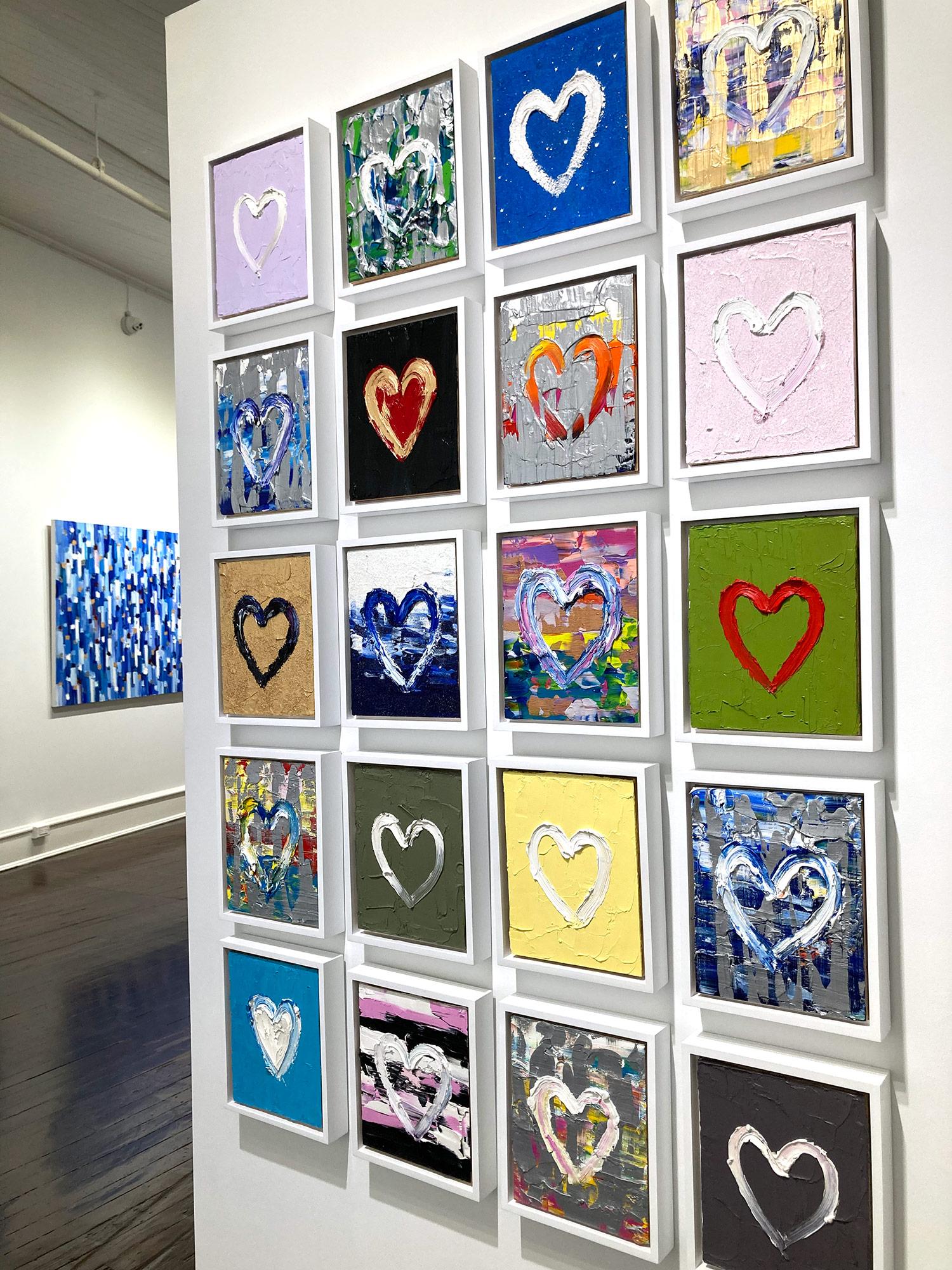 „My Swarovski Rainbow Heart“ Buntes Pop-Art-Ölgemälde, Weißes Floater-Rahmen mit Regenbogenmuster im Angebot 6