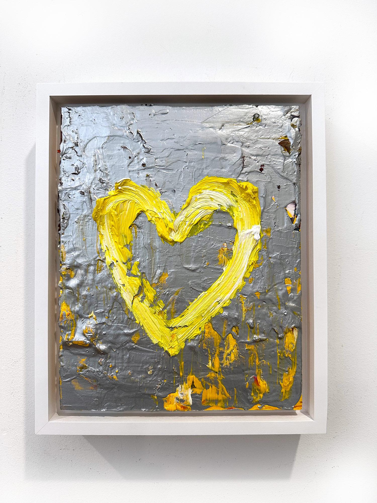 „My YSL Heart“ Gelbes & silbernes Pop-Art-Ölgemälde mit weißem Floater-Rahmen im Angebot 8