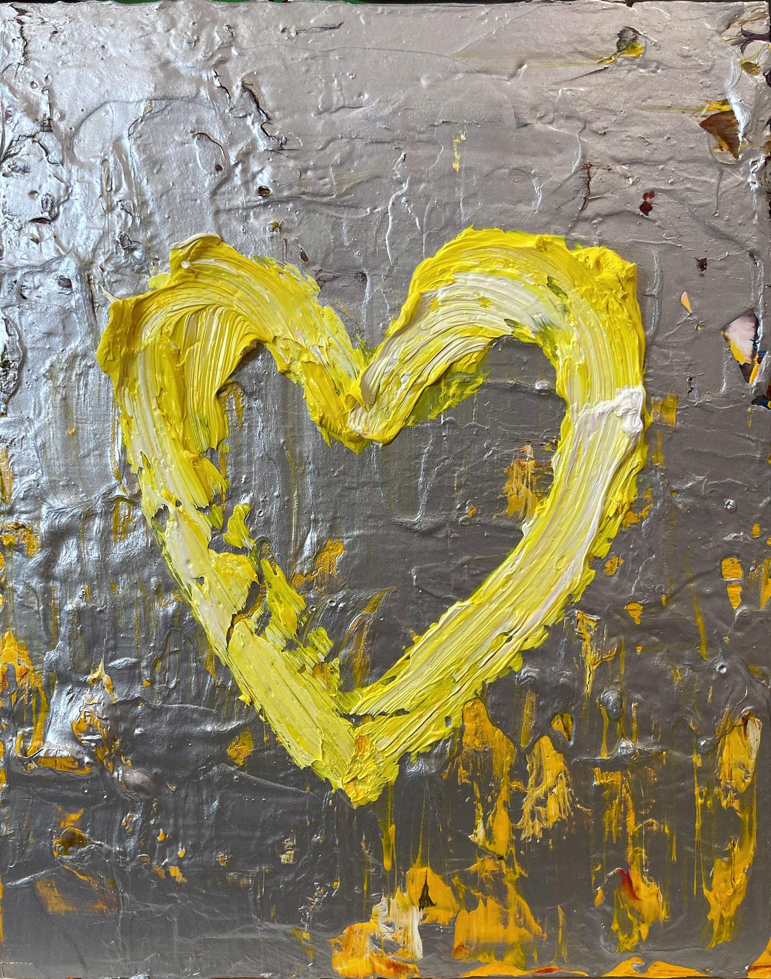 „My YSL Heart“ Gelbes & silbernes Pop-Art-Ölgemälde mit weißem Floater-Rahmen – Painting von Cindy Shaoul