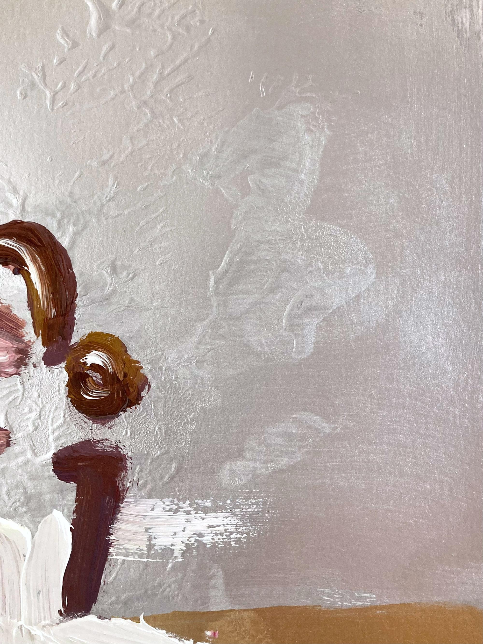 Explorant la pureté de la forme féminine et le drame de la haute couture française, l'artiste Cindy Shaoul crée un dialogue entre le figuratif et l'abstrait. Ses compositions pleines d'entrain sont à la fois dramatiques et revigorantes, capturant le