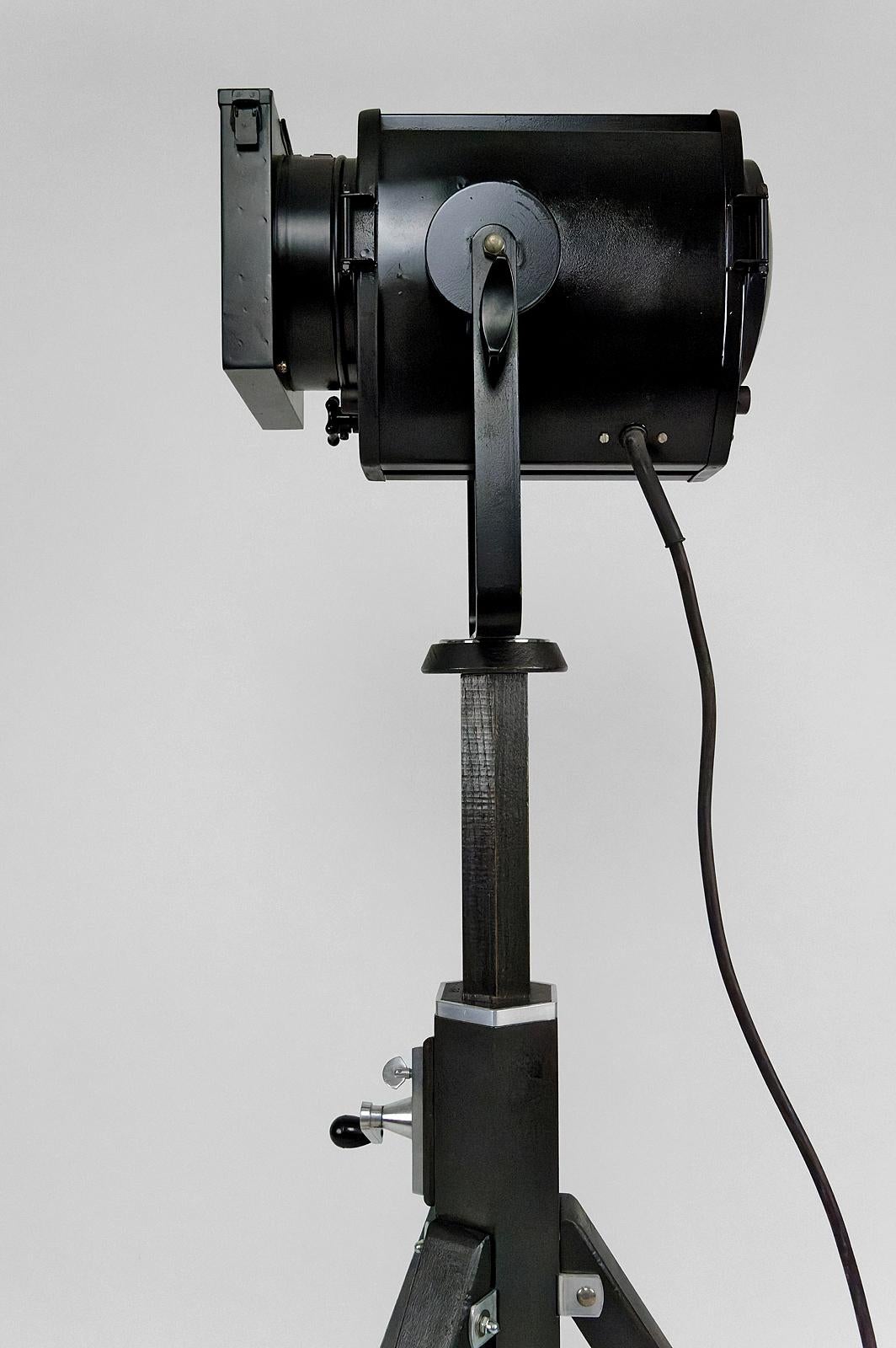 Kinoprojektor / Lampe / Scheinwerfer, Frankreich, um 1940 im Angebot 13