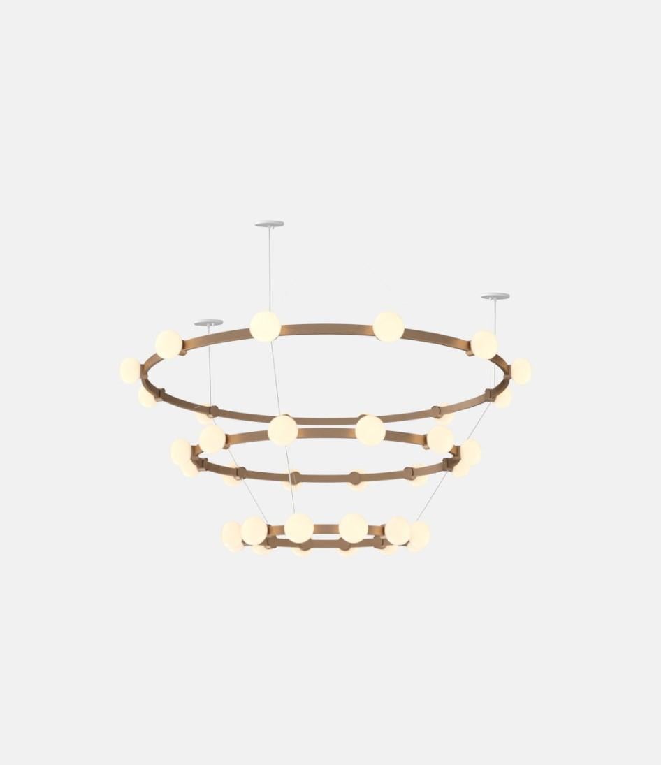 Araña Cinema Triple Tiers de RBW con 36 colgantes y acero chapado Siglo XXI y contemporáneo en venta