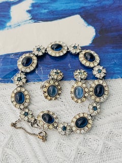 Ciner 1960 Vintage Zaffiro Ovale Cristalli Chiari Fiore Cerchio Cabochon 2 Set