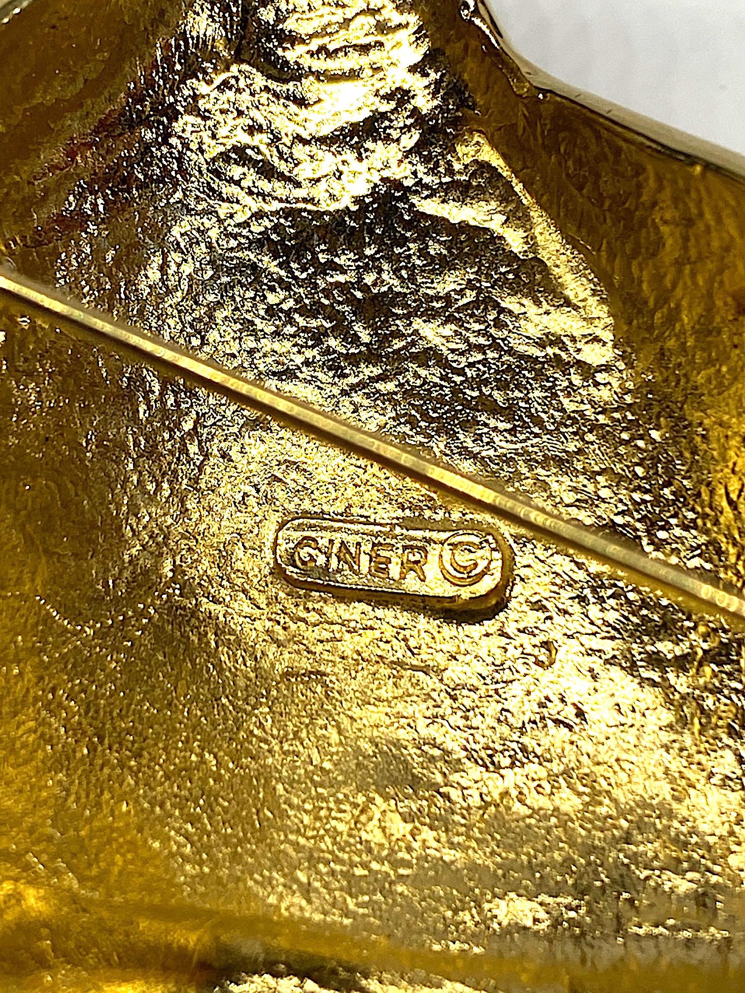 Ciner - Grande broche en forme de coquillage Cerith des années 1980  en vente 5