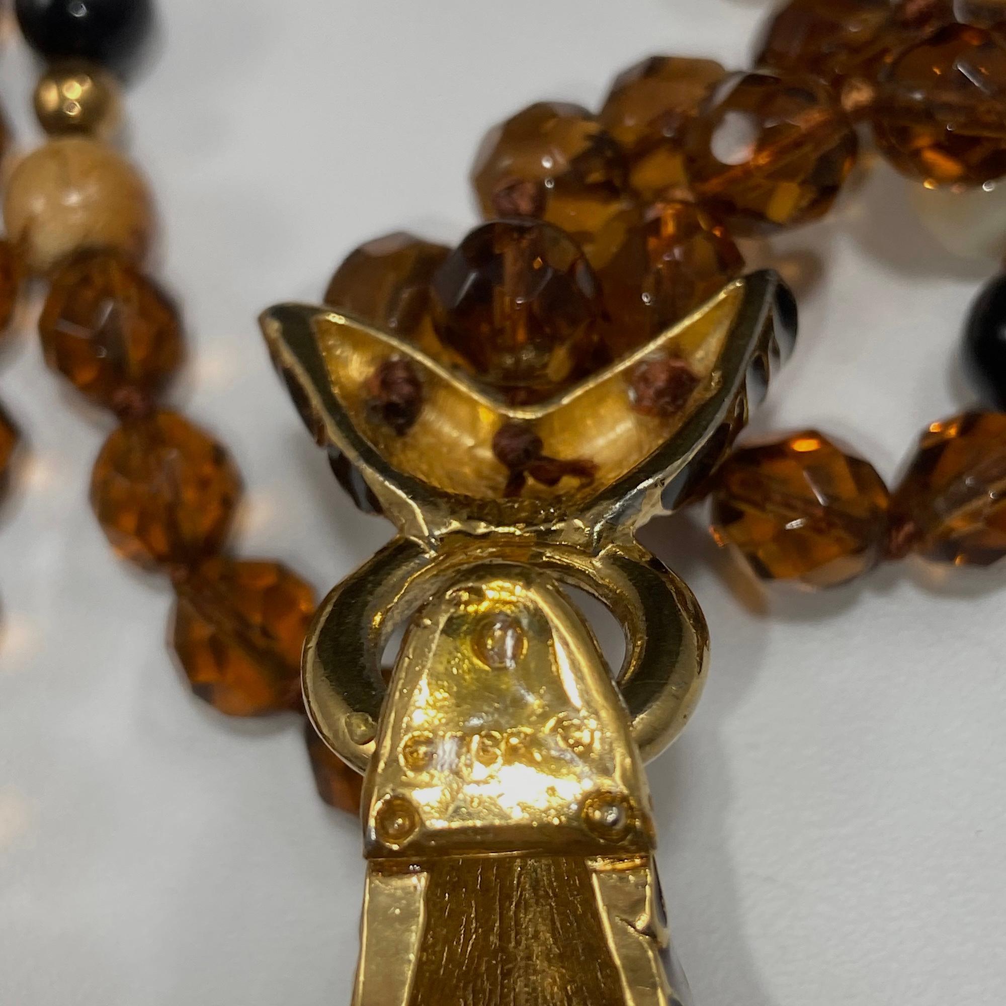 Collana con testa di giraffa Ciner in vendita 4