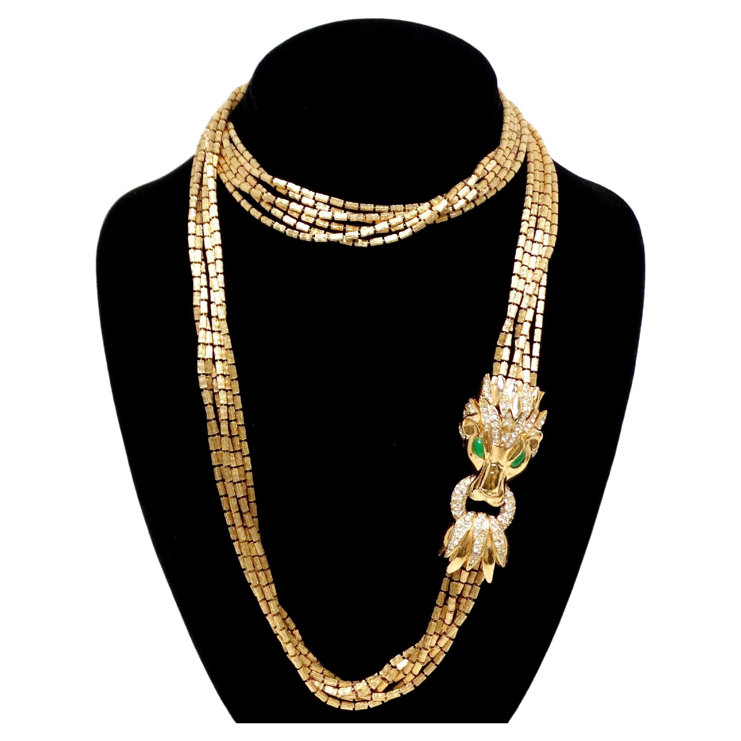 Collana di perline a 6 fili di Ciner placcata oro con motivo a testa di leone in vendita