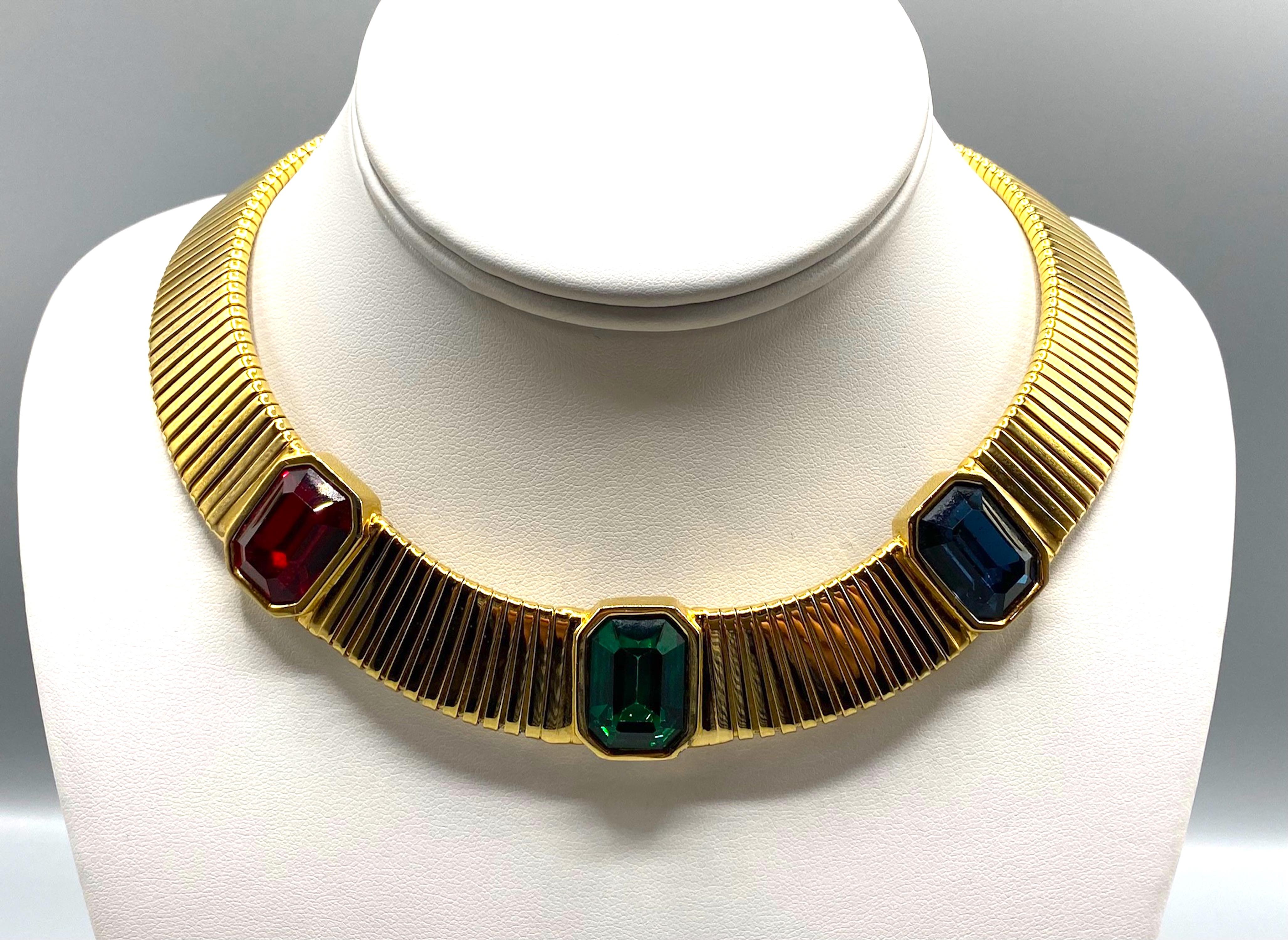 An absolutely stunning and finely executed  necklace by long time fashion jewelry company Ciner of New York. Over 125 years Ciner was a family run business and known for its superior quality of fashion jewelry all made in New York City. 
This is a