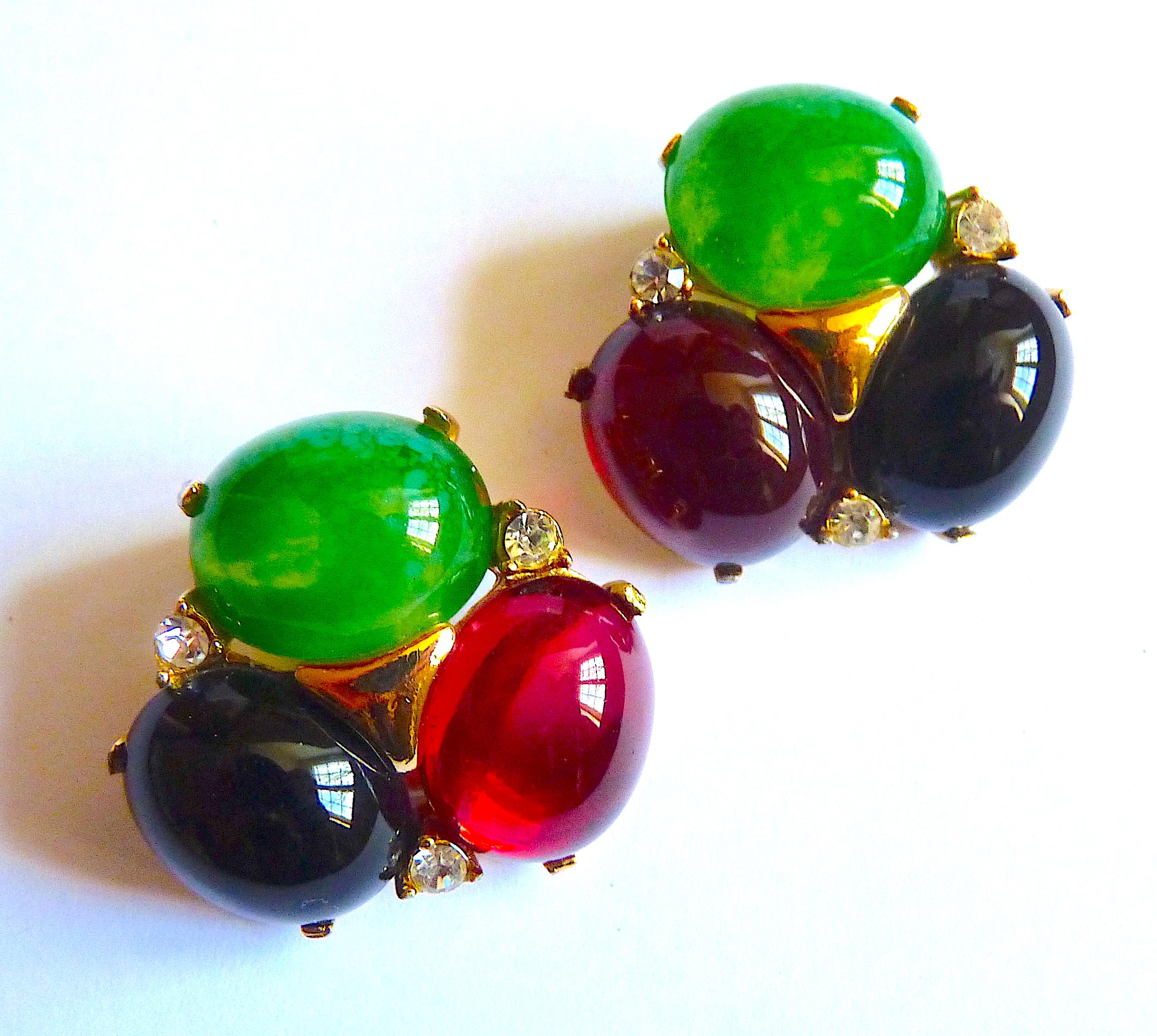 CINER Poured Glass Cabochons and Gold Metal Clip On Earrings, Vintage from 1950s For Sale 4