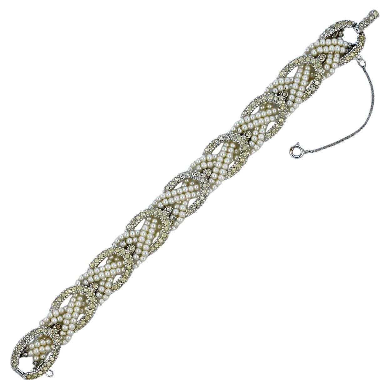 Ciner Bracelet à maillons en fausses perles et strass plaqué argent avec chaîne de sécurité en vente