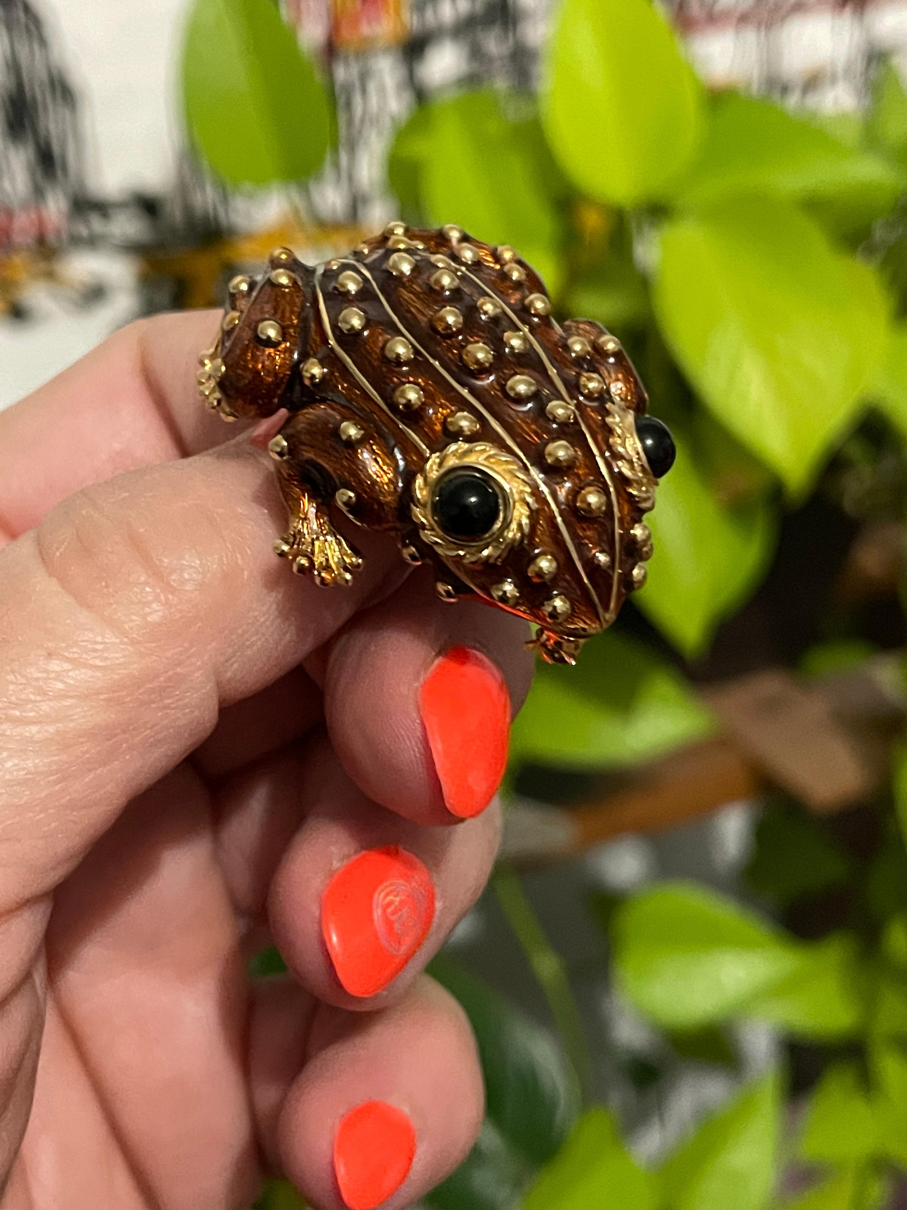 Ciner Swarovski crystal Frog Brooch Pin 1980s  In New Condition For Sale In Wallkill, NY