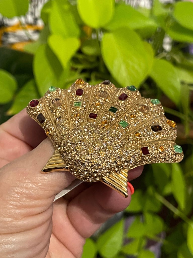 Ciner Swarovski Crystal Sea Shell Brooch Pin Never Worn -1980s For Sale ...