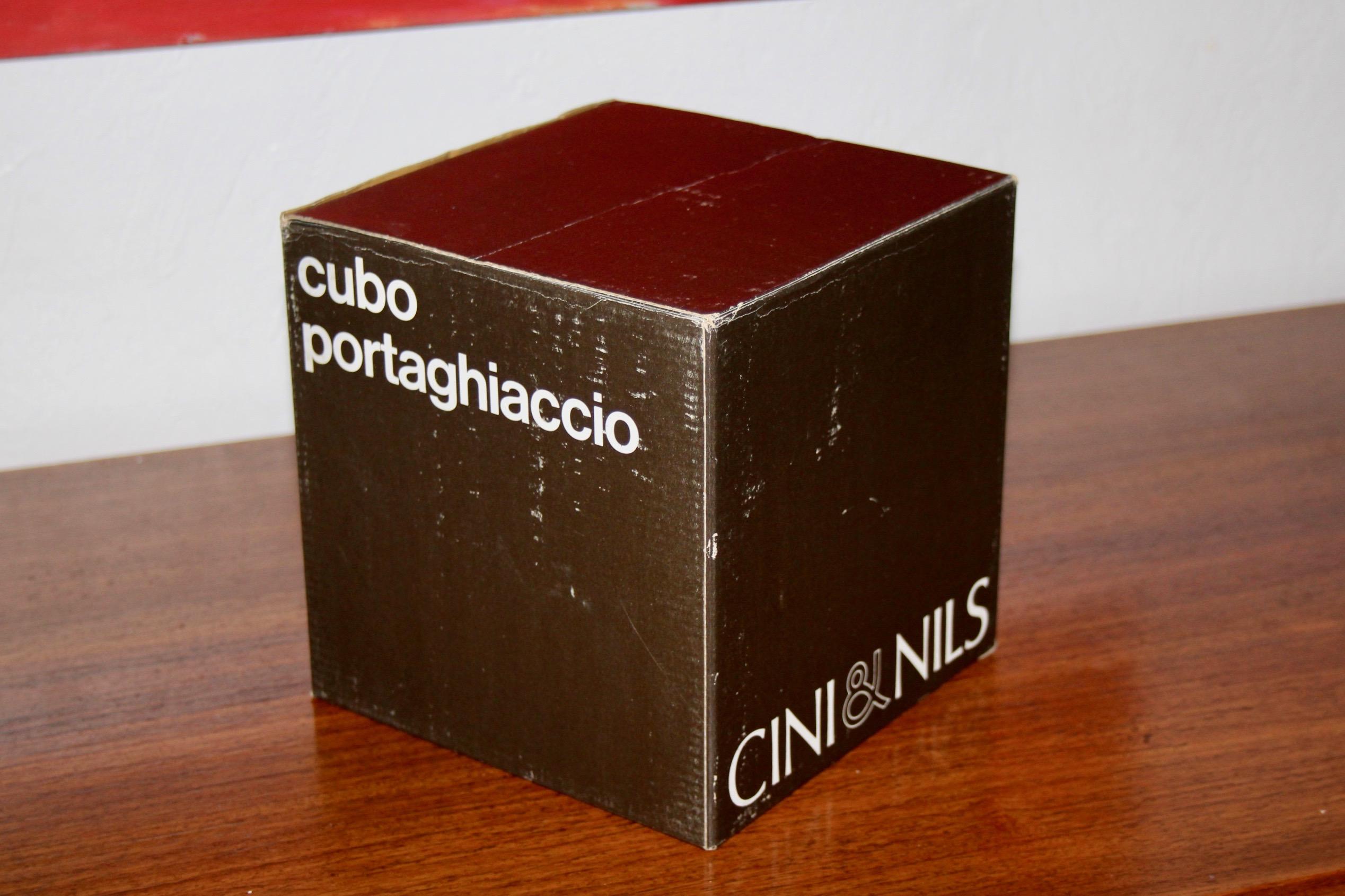Cini and Nils plastic and metal ice bucket with original box
