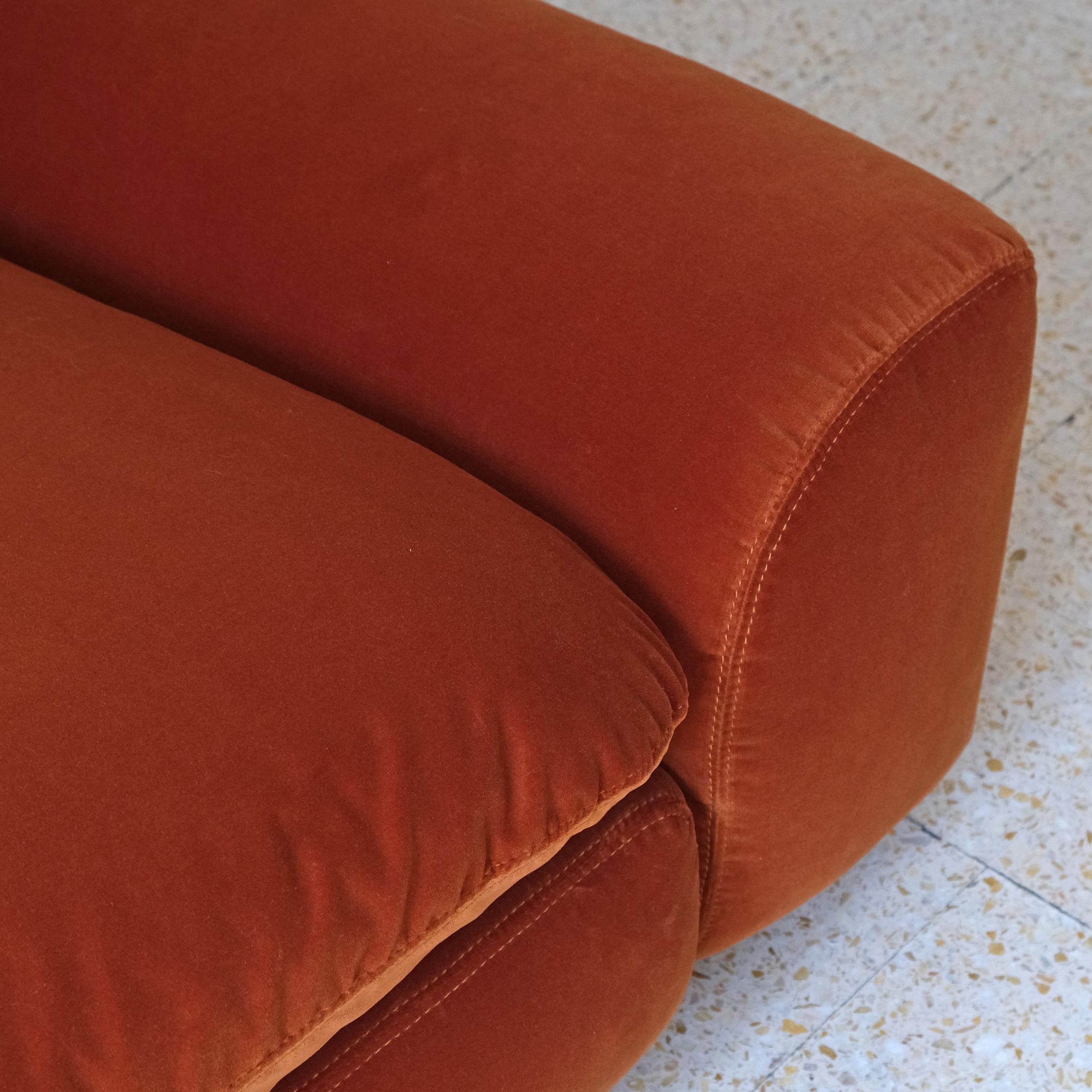 Cini Boeri, Bengodi, A Velvet Sofa, Arflex, 1974 For Sale 1