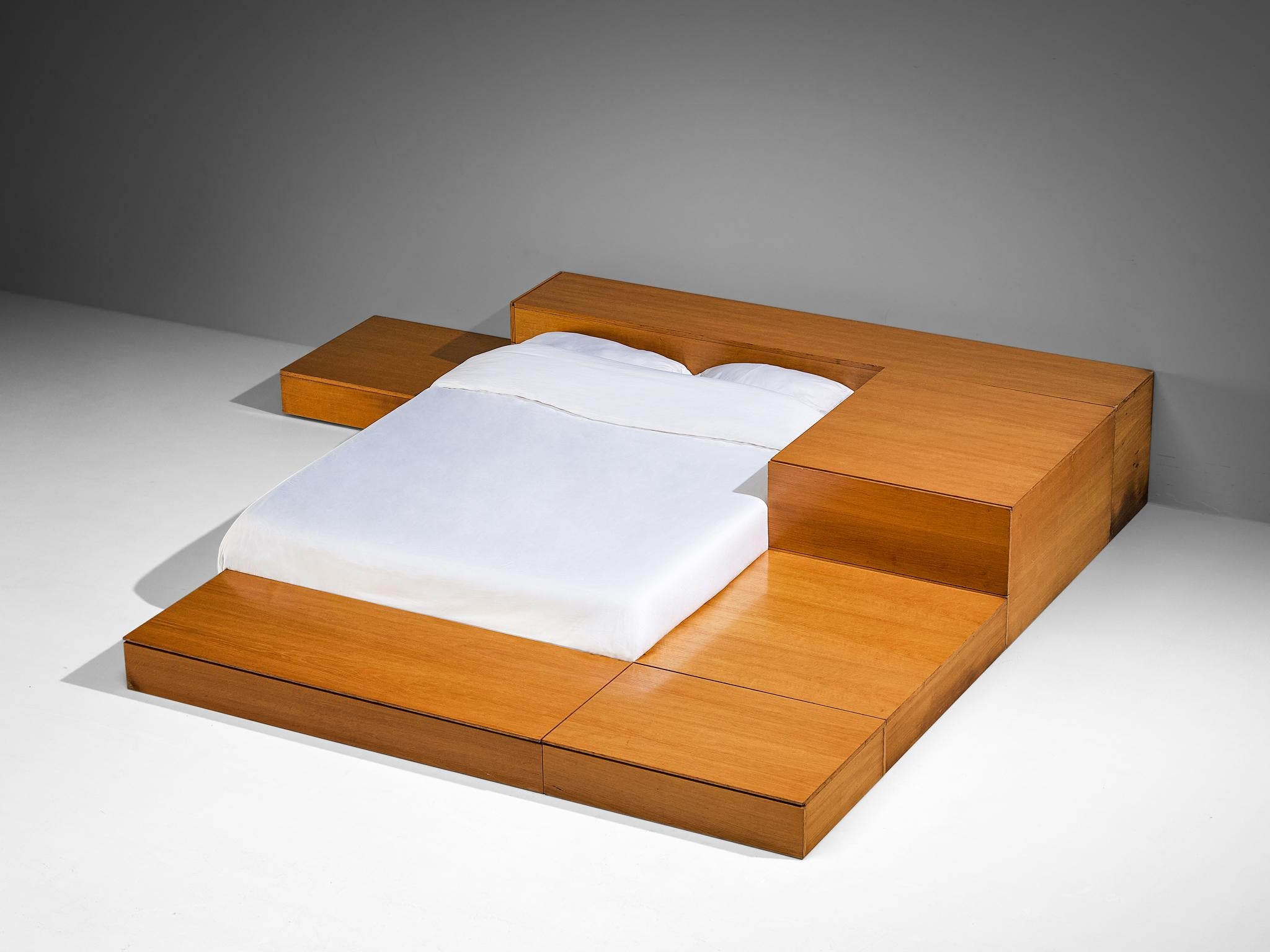 Cini Boeri for Arflex 'Tuttoletto' Bed in Oak In Good Condition In Waalwijk, NL