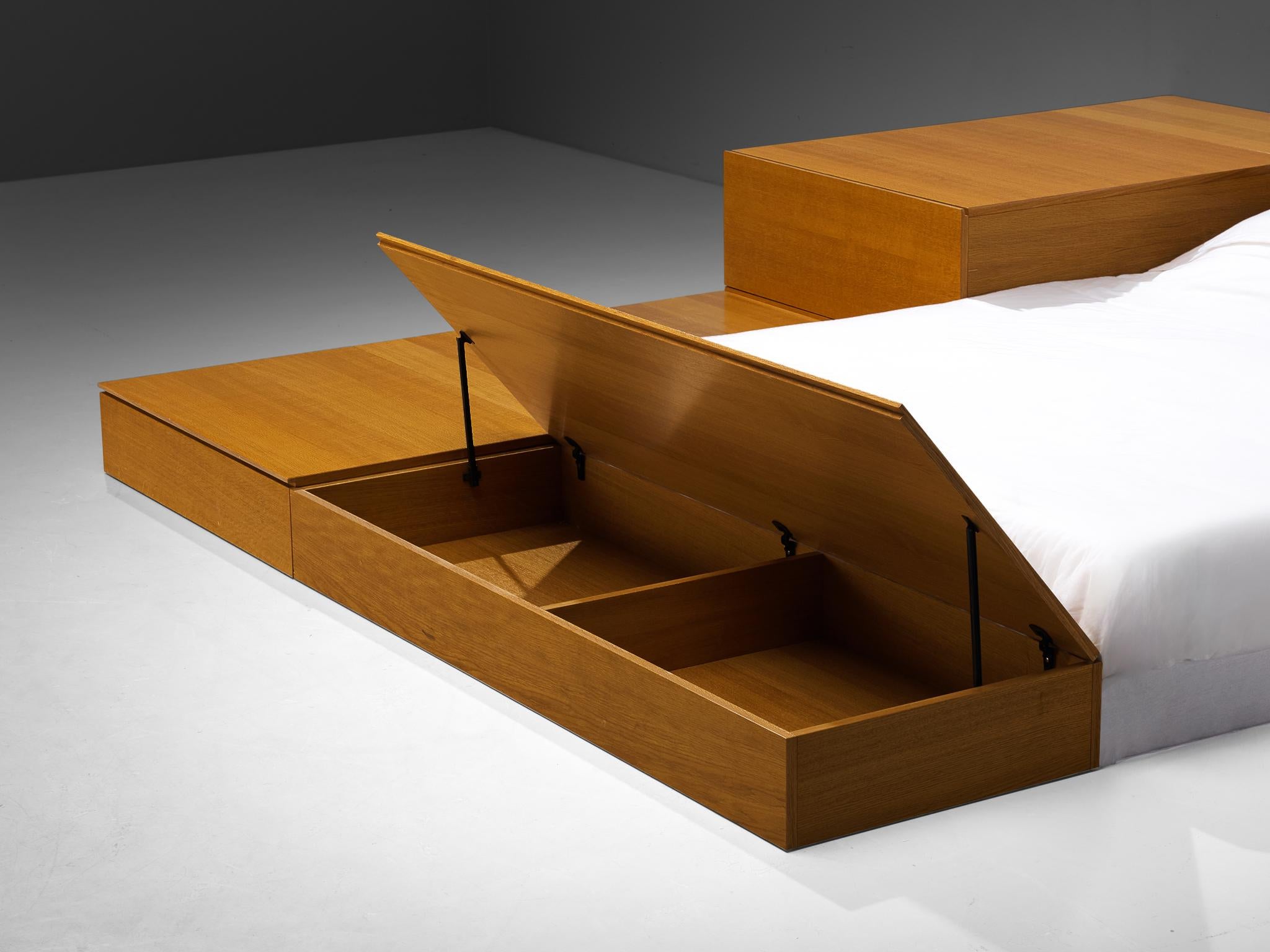 Cini Boeri für Arflex: Queen-Bett „Tuttoletto“ aus Eiche (Postmoderne) im Angebot