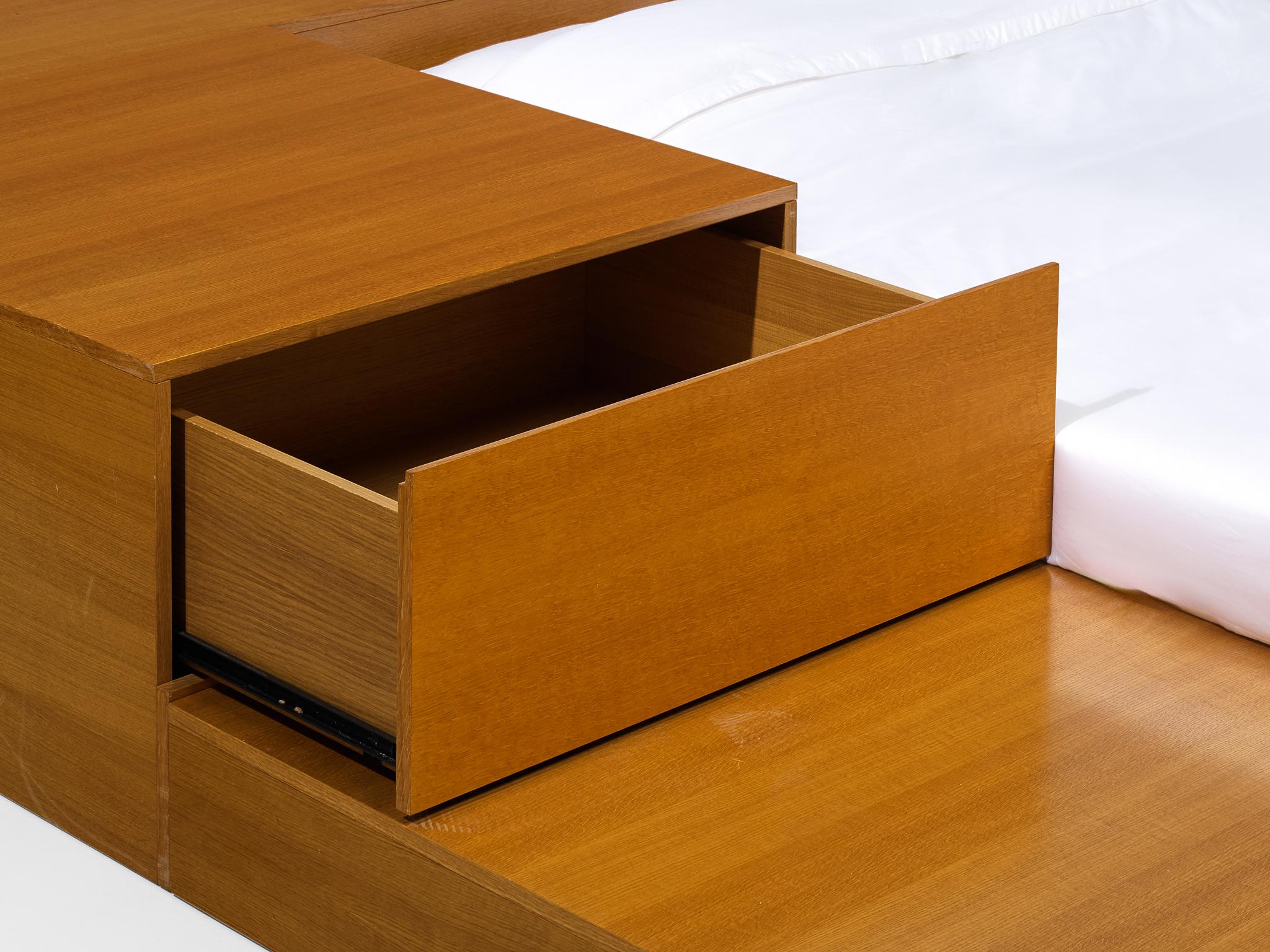Cini Boeri für Arflex: Queen-Bett „Tuttoletto“ aus Eiche im Angebot 2