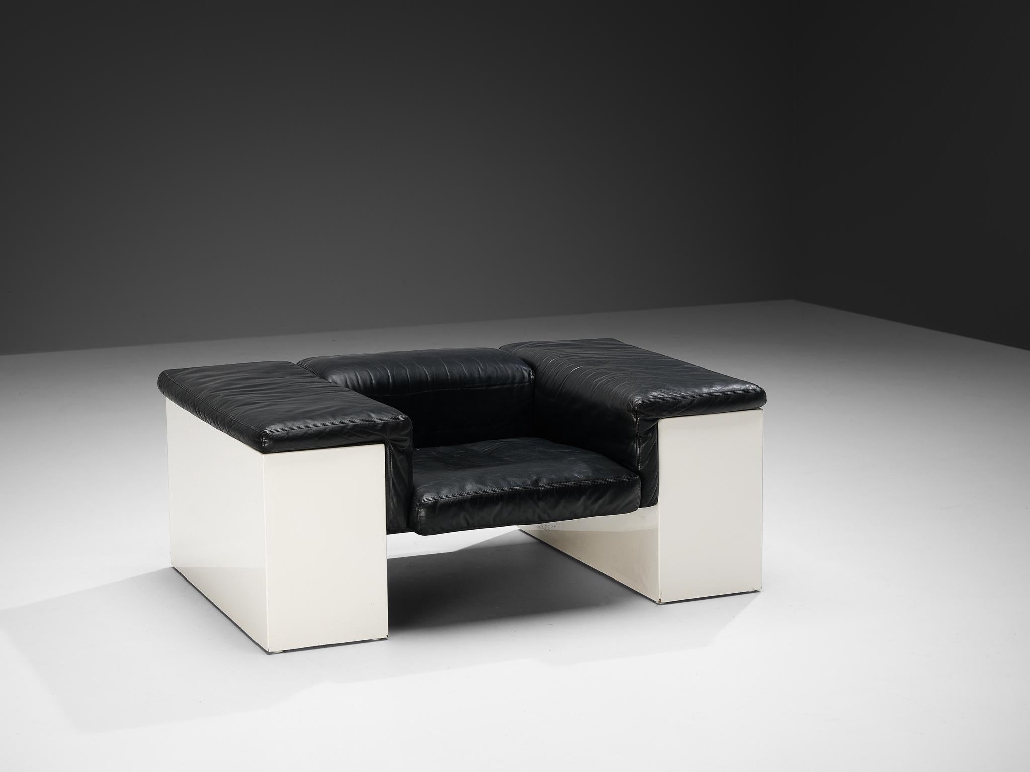 Post-Modern Cini Boeri for Knoll 'Brigadiere' Chair in Black Leather For Sale