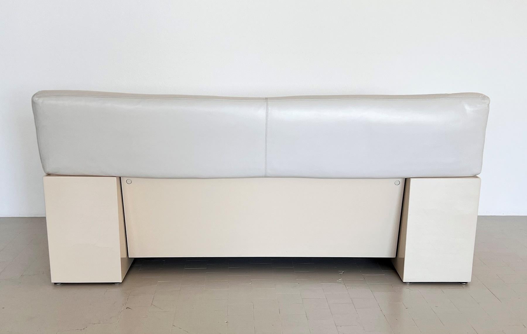Cini Boeri for Knoll Two Seater Sofa 'Brigadier' in White Leather, 1970s 3