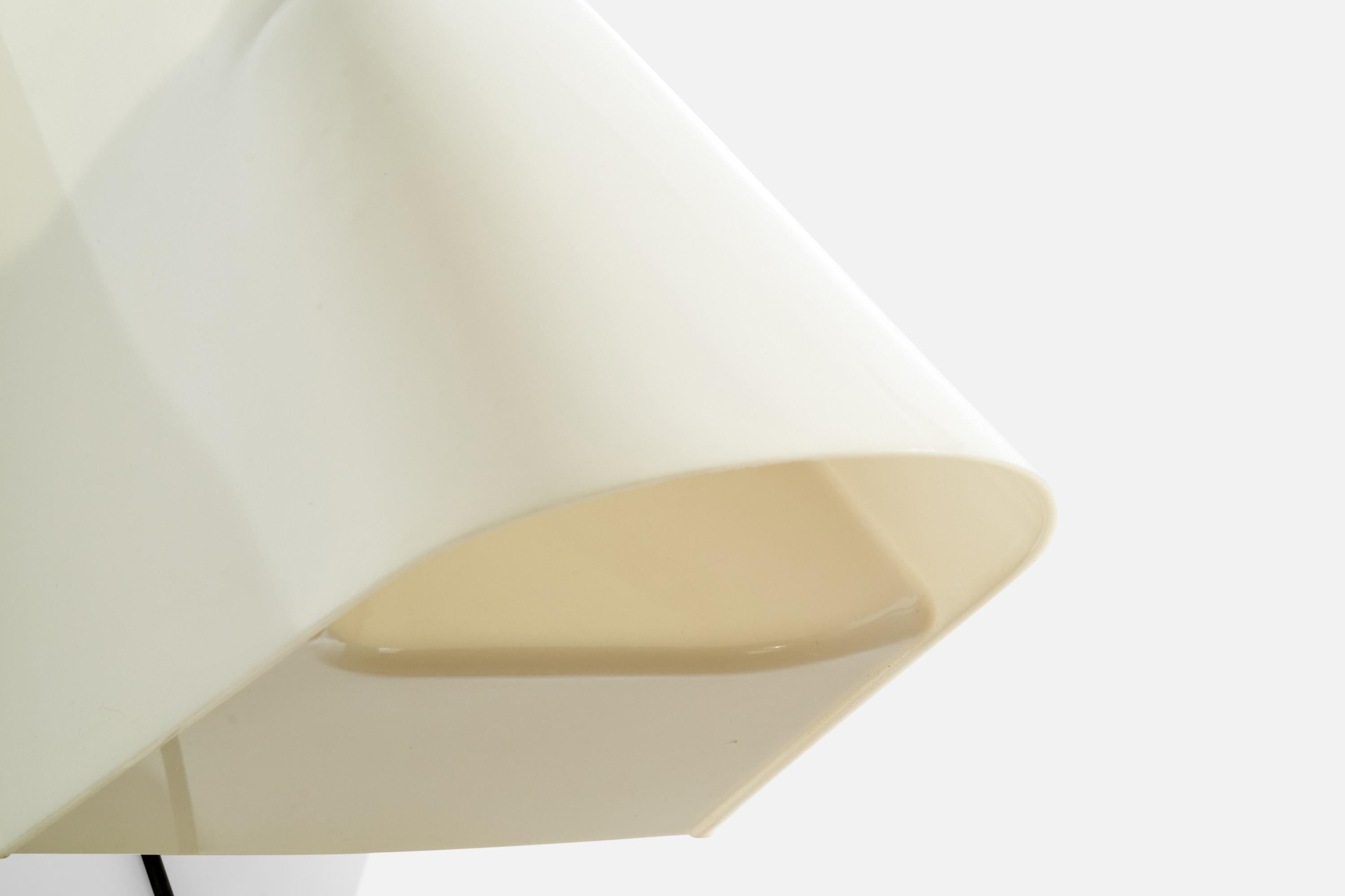 Cini Boeri, Lucetta Wall Light, Acrylic, Italy, 1973 For Sale 1
