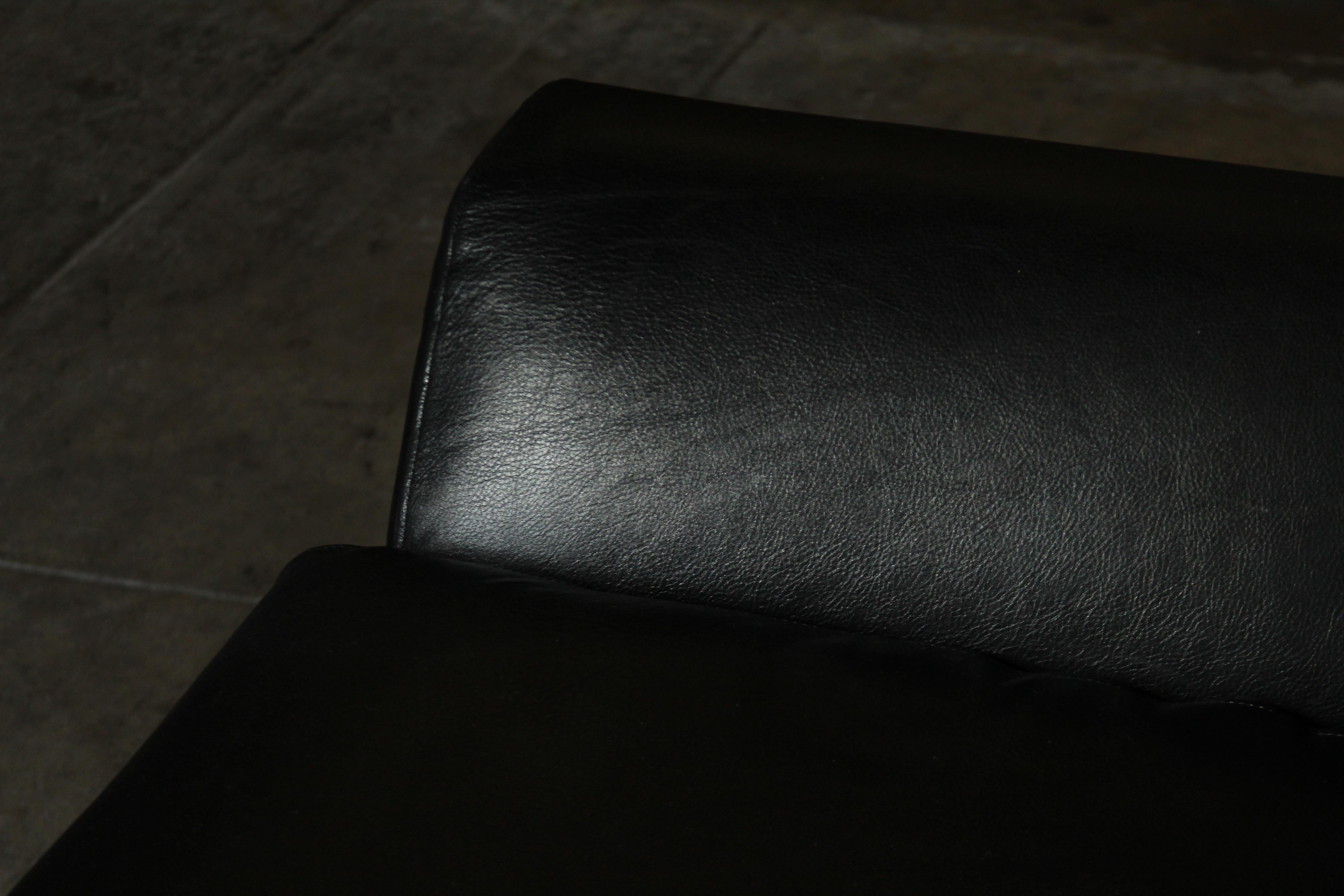 Sedia da salotto in pelle nera oversize di Cini Boeri per Knoll, anni 2000 in vendita 3