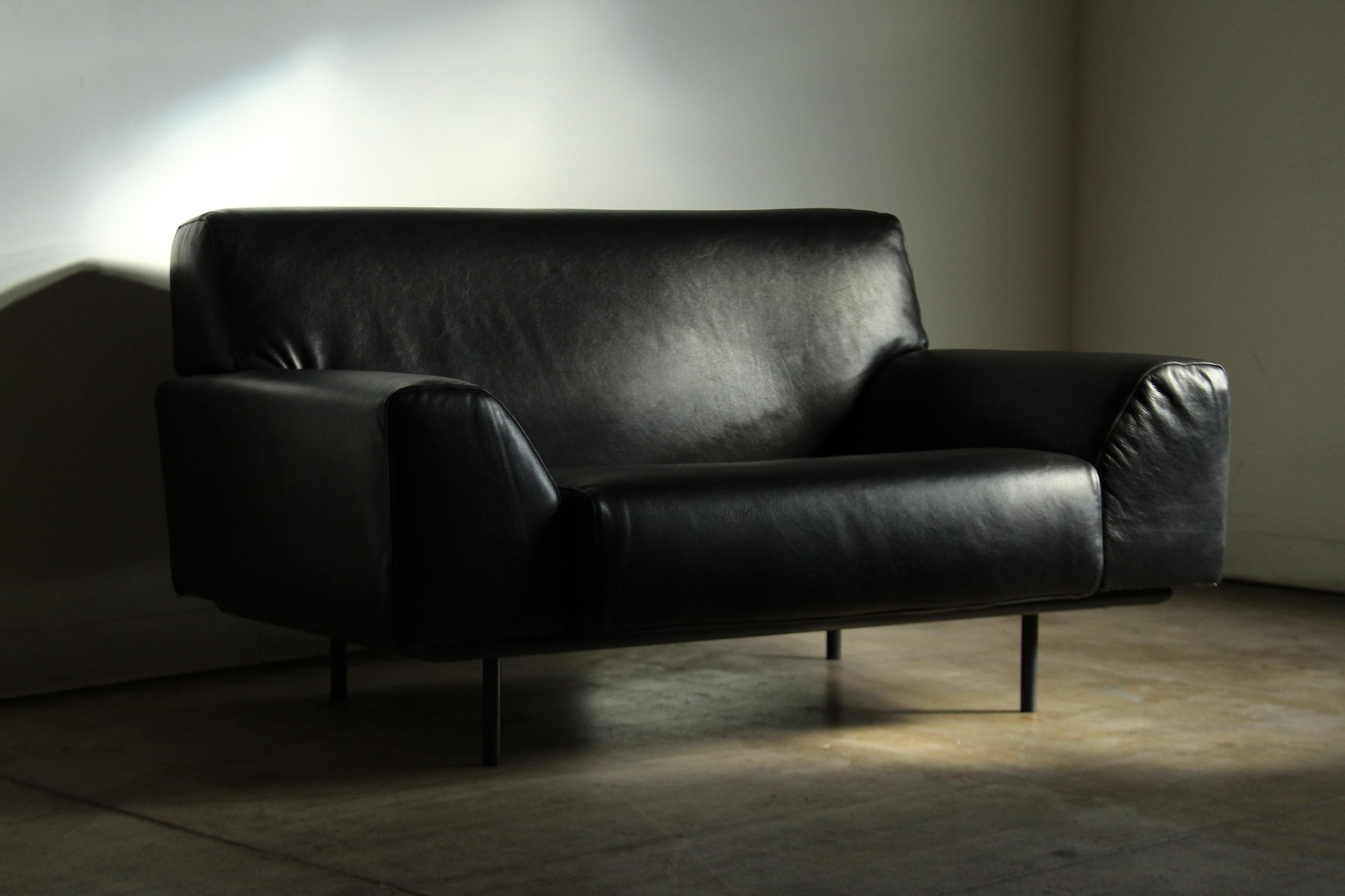 Sedia da salotto in pelle nera oversize di Cini Boeri per Knoll, anni 2000 in vendita 5