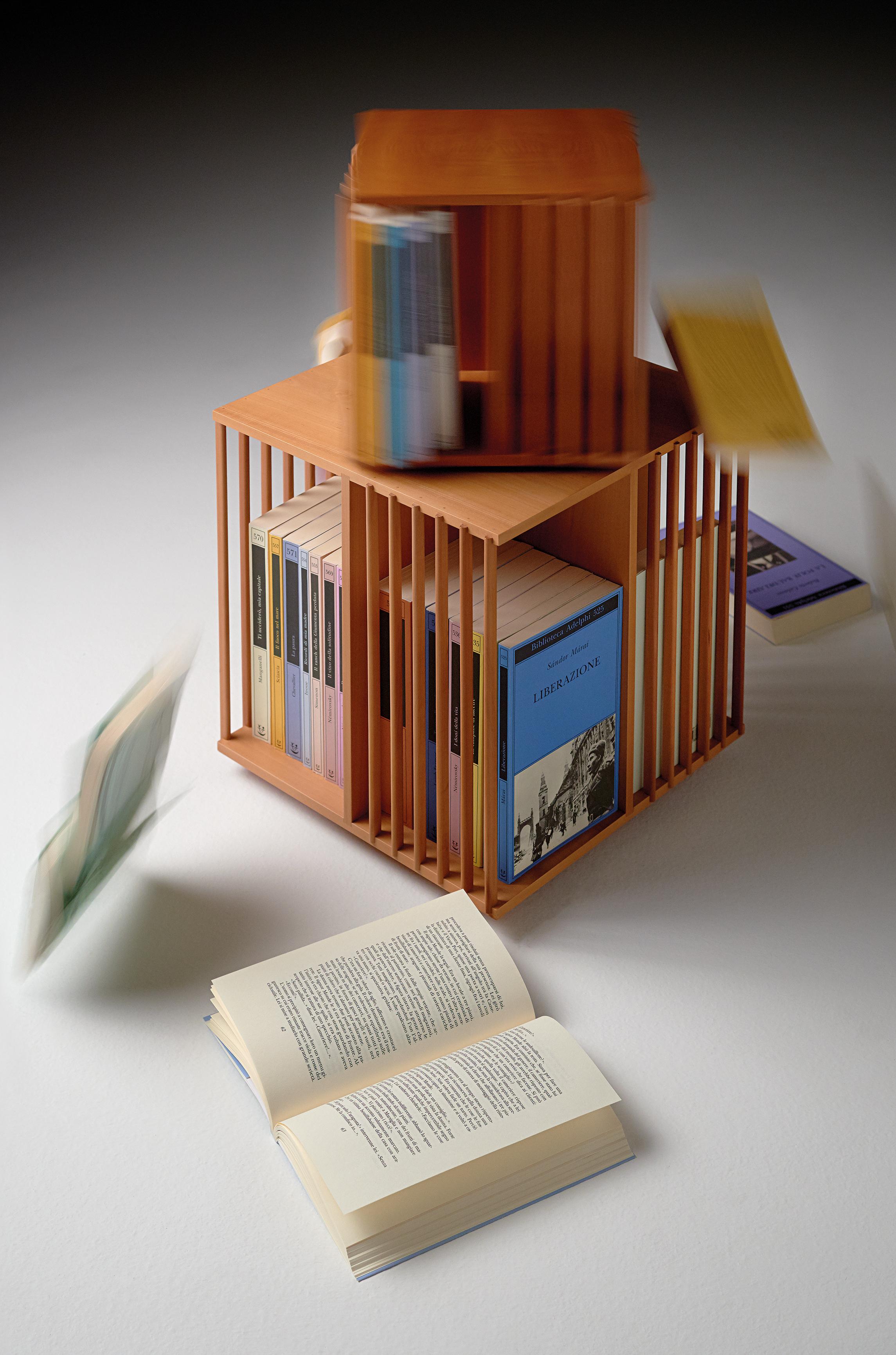 Modern Cini Boeri Small Libreria Girevole Wooden Rotating Bookcase for Bottega Ghianda For Sale