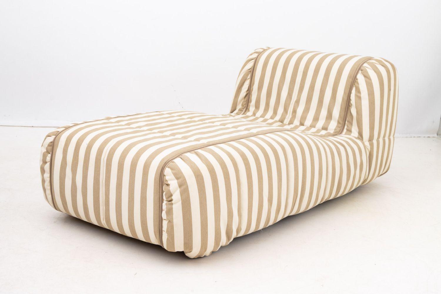 Italiano Cini Boeri x Arflex Chaise Longue in lino in vendita