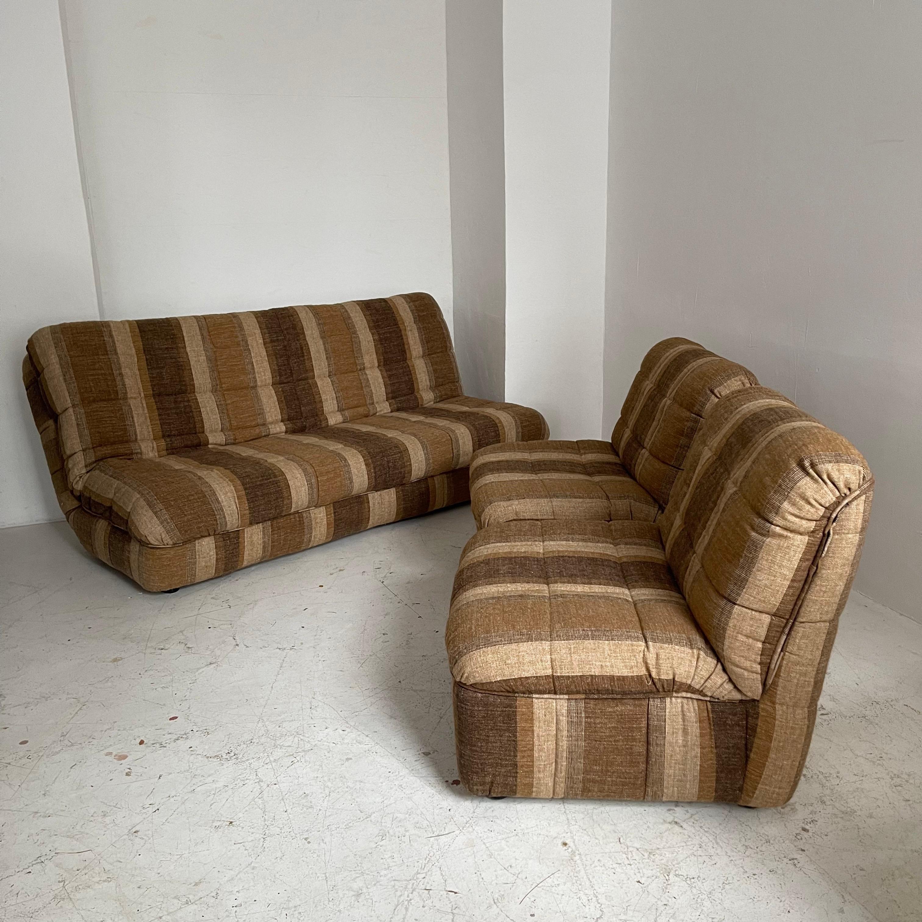 French Cinna / Ligne Roset Daybed Lounge Chairs GAO Design Jean Paul Laloy, France 1975 For Sale