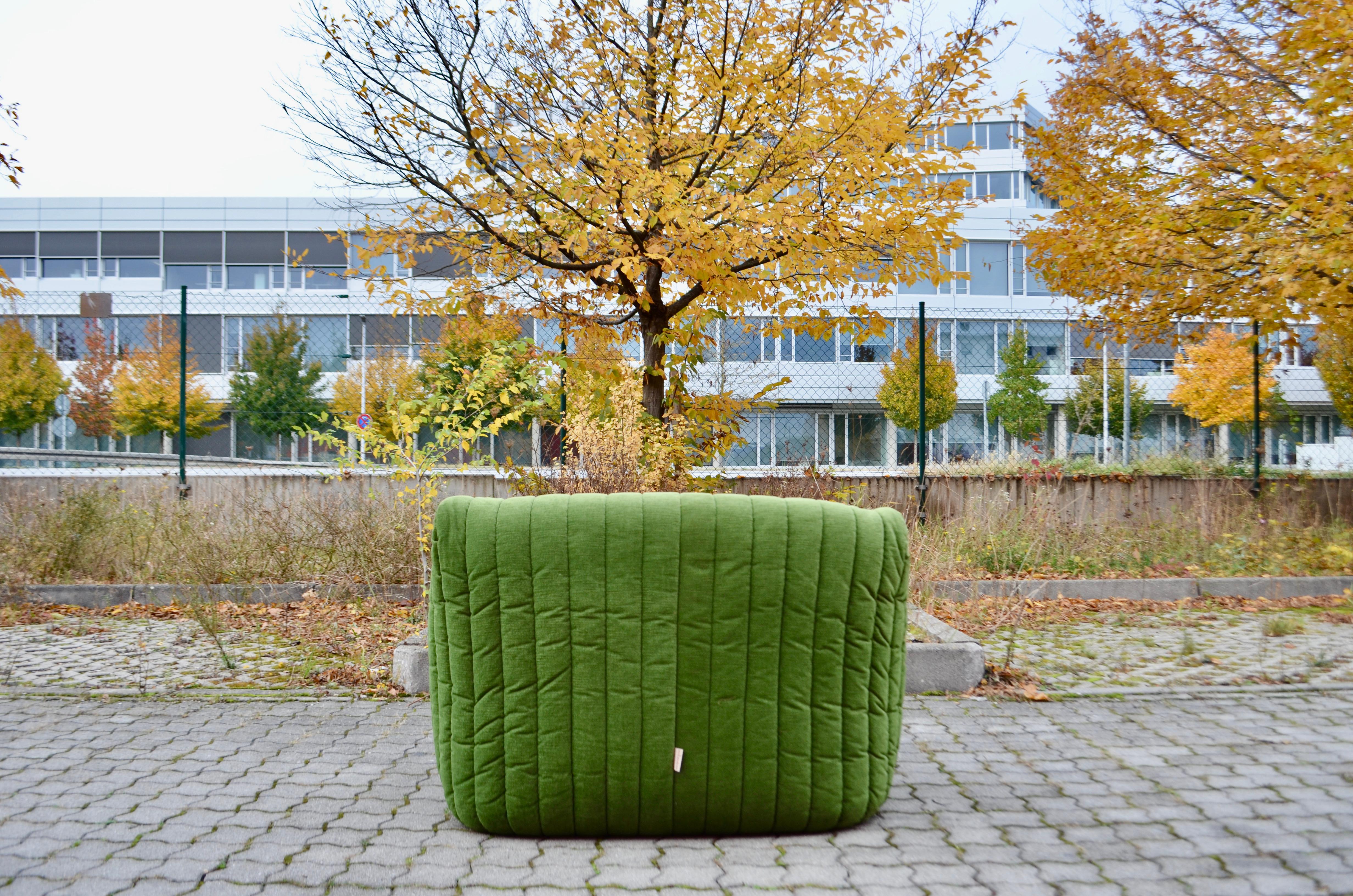 Fauteuil de salon Cinna / Ligne Roset  Sandra par Annie Hieronimus - Vert citron en vente 2