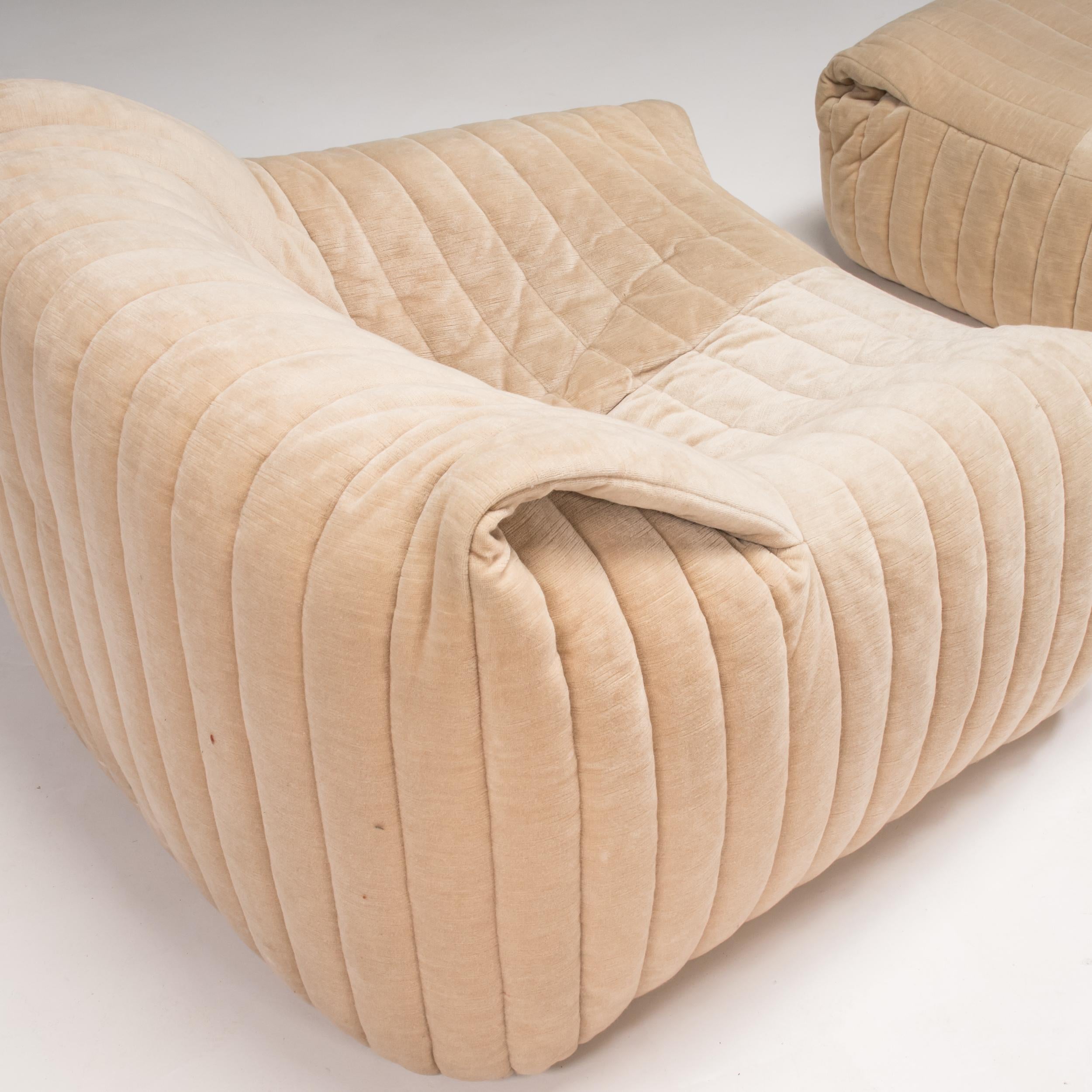 Fauteuil et repose-pieds Sandra beige Cinna 'Ligne Roset' par Annie Hironimus, 1970 Bon état à Basildon, London