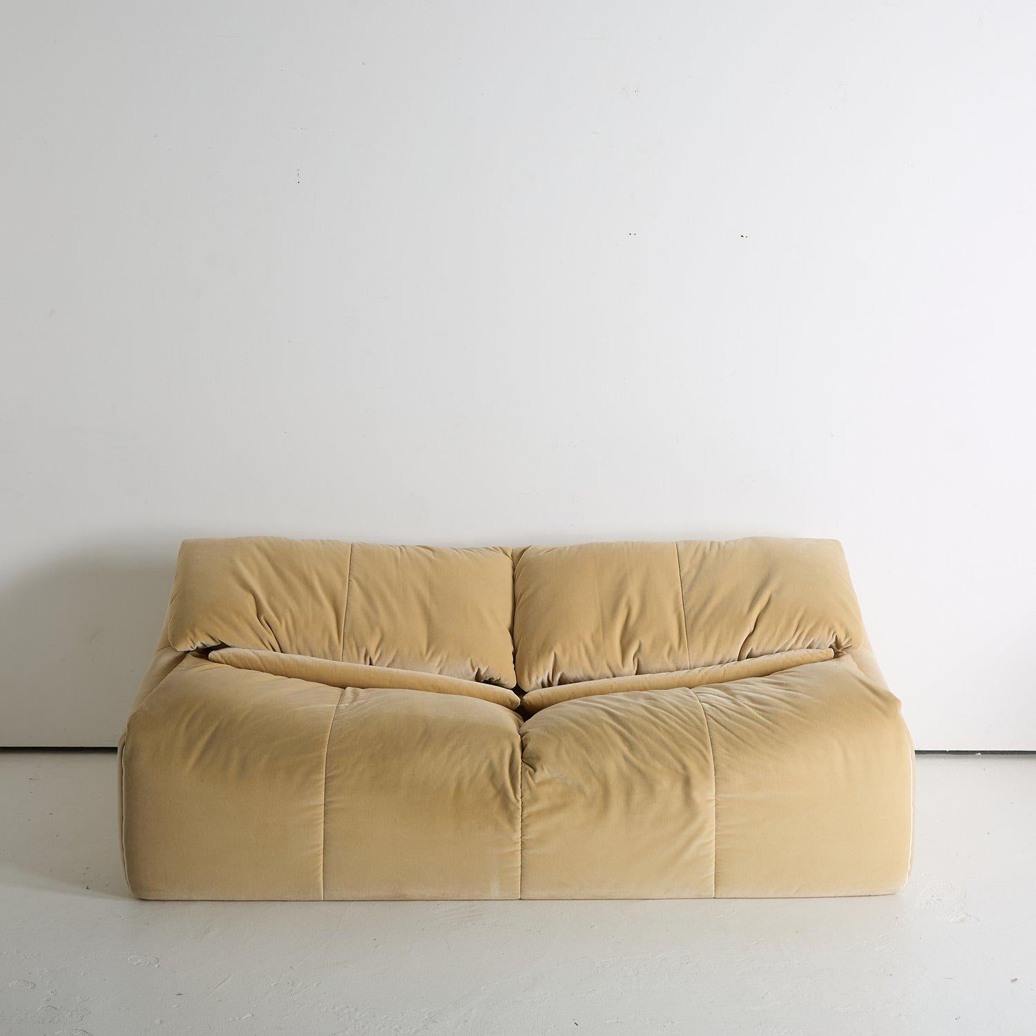 Post-Modern Cinna Ligne Roset Plumy Sofa