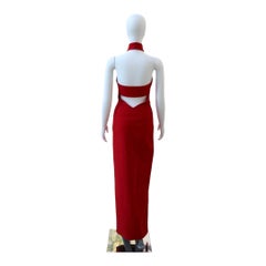 Cinq a Sept: abito rosso cut-out senza schienale e con aletta