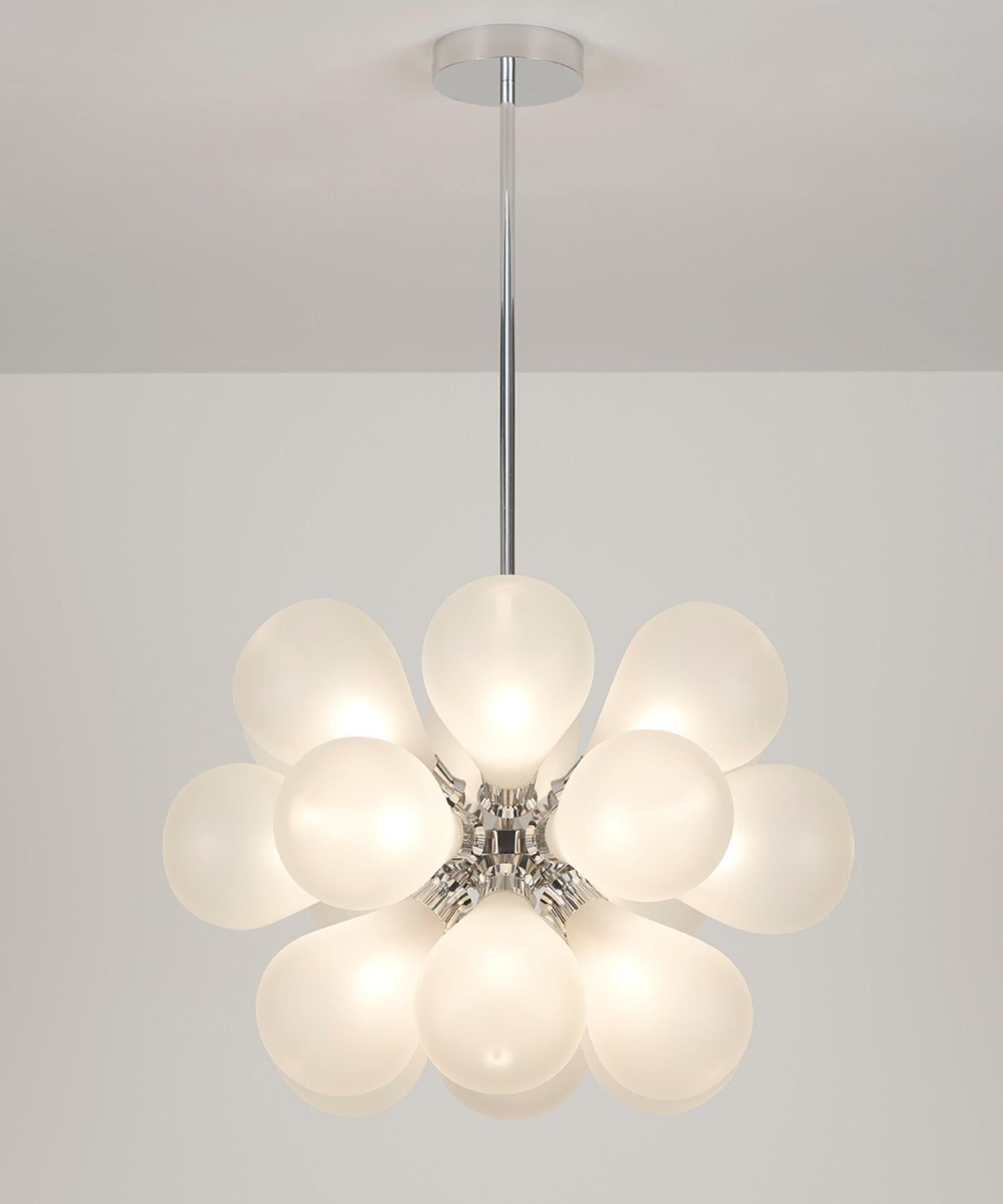 Pendentif Maxi Cintola en or satiné avec 18 globes en verre dépoli soufflé à la main Neuf - En vente à London, GB