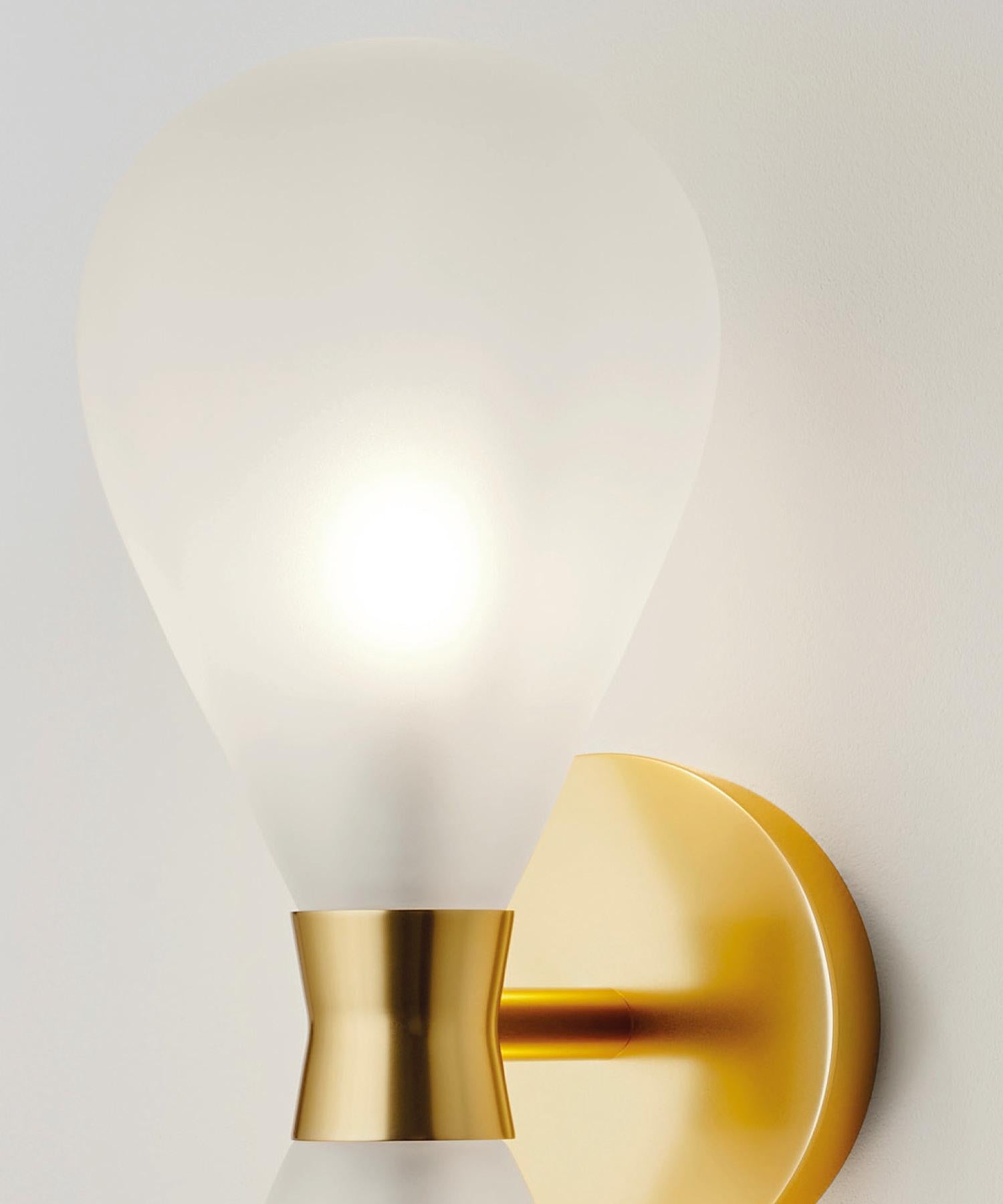 Cintola Wall Light Twin in Polished Aluminium with Bronze Handblown Glass Globes For Sale 7