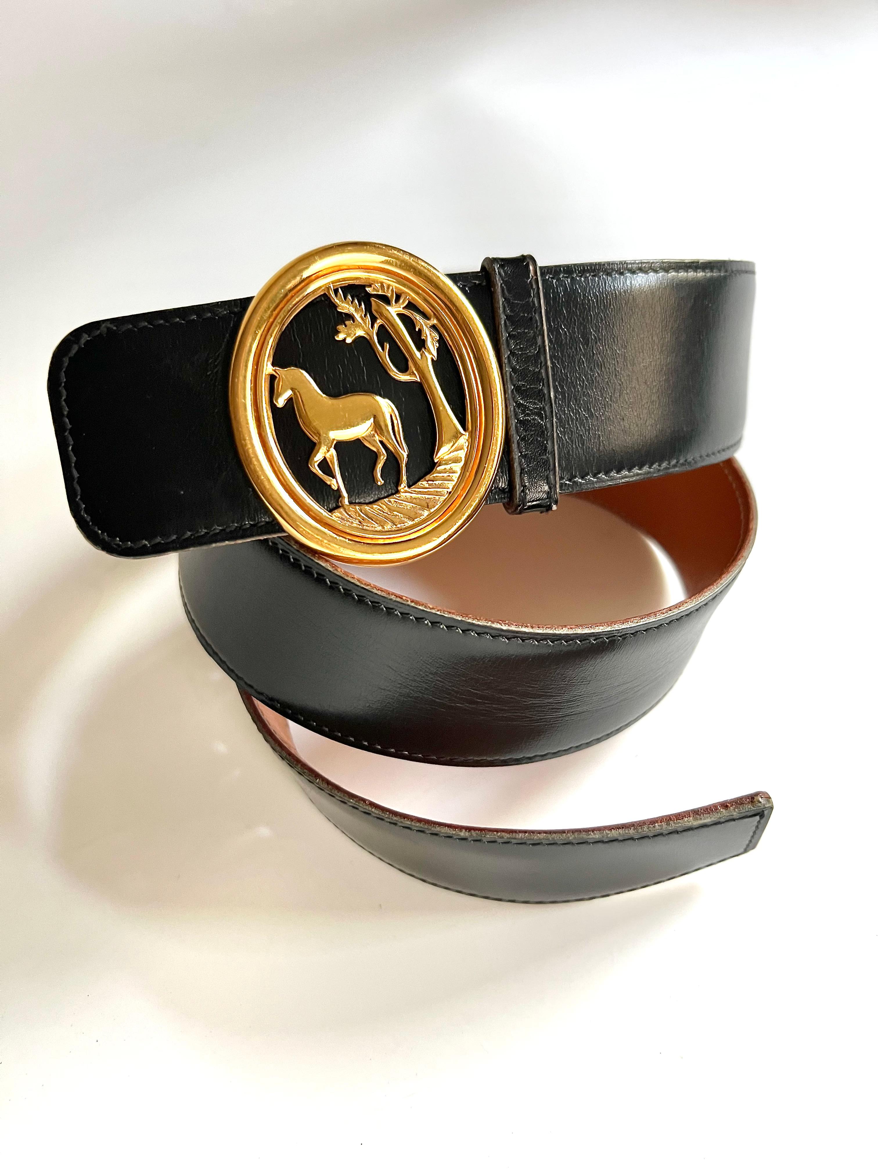 Hermès Vintage Selection by Corrado Luxury - Cintura in pelle altezza 4 cm, con splendida fibbia in bronzo placcato oro di grande eleganza raffigurante un albero e un cavallo, la fibbia è alta 5,5 cm e larga 4,6 cm mentre la misura totale della
