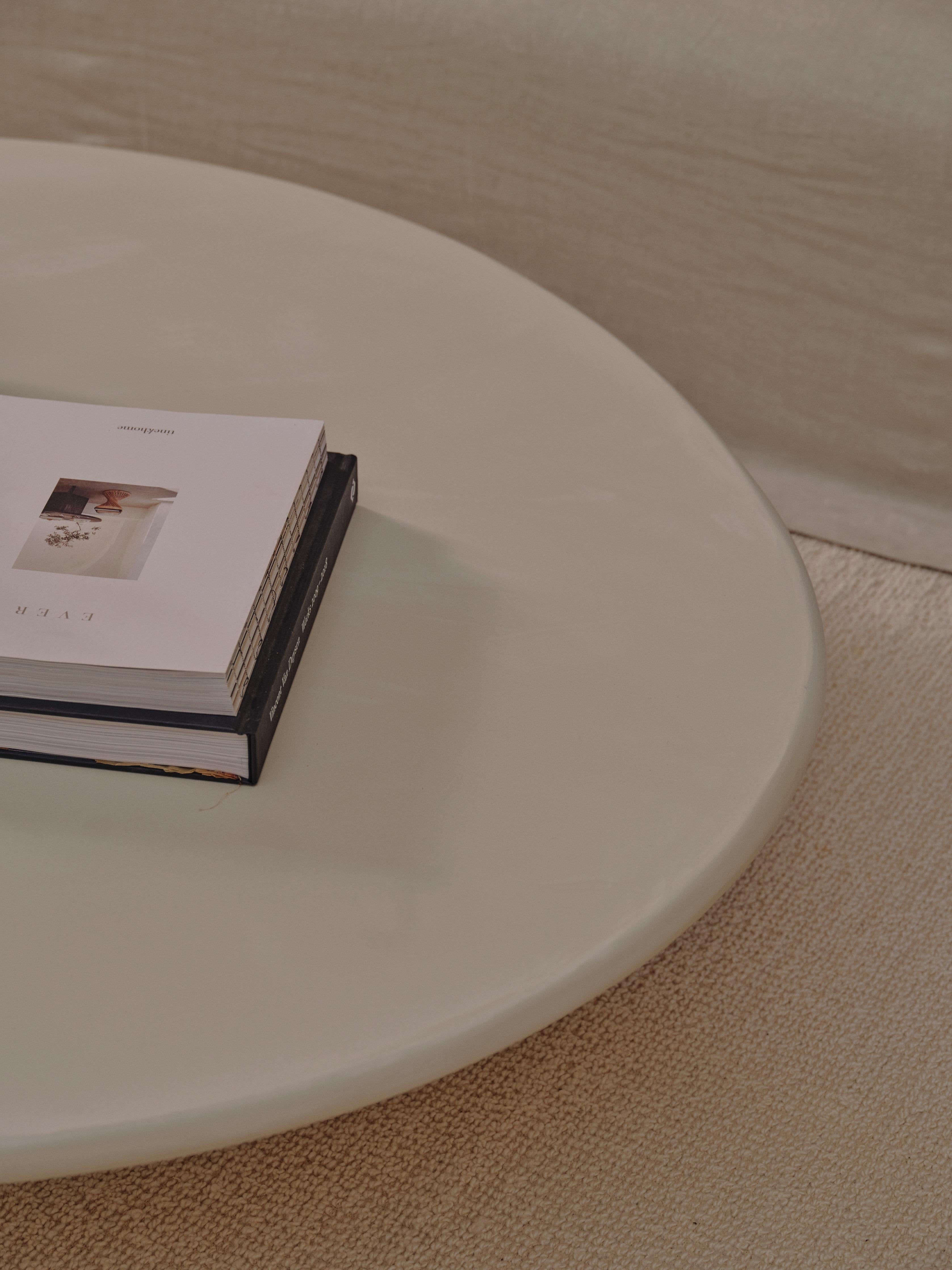 Hand-Crafted Cinzia Microcement Coffee Table by Marlot Baus For Sale