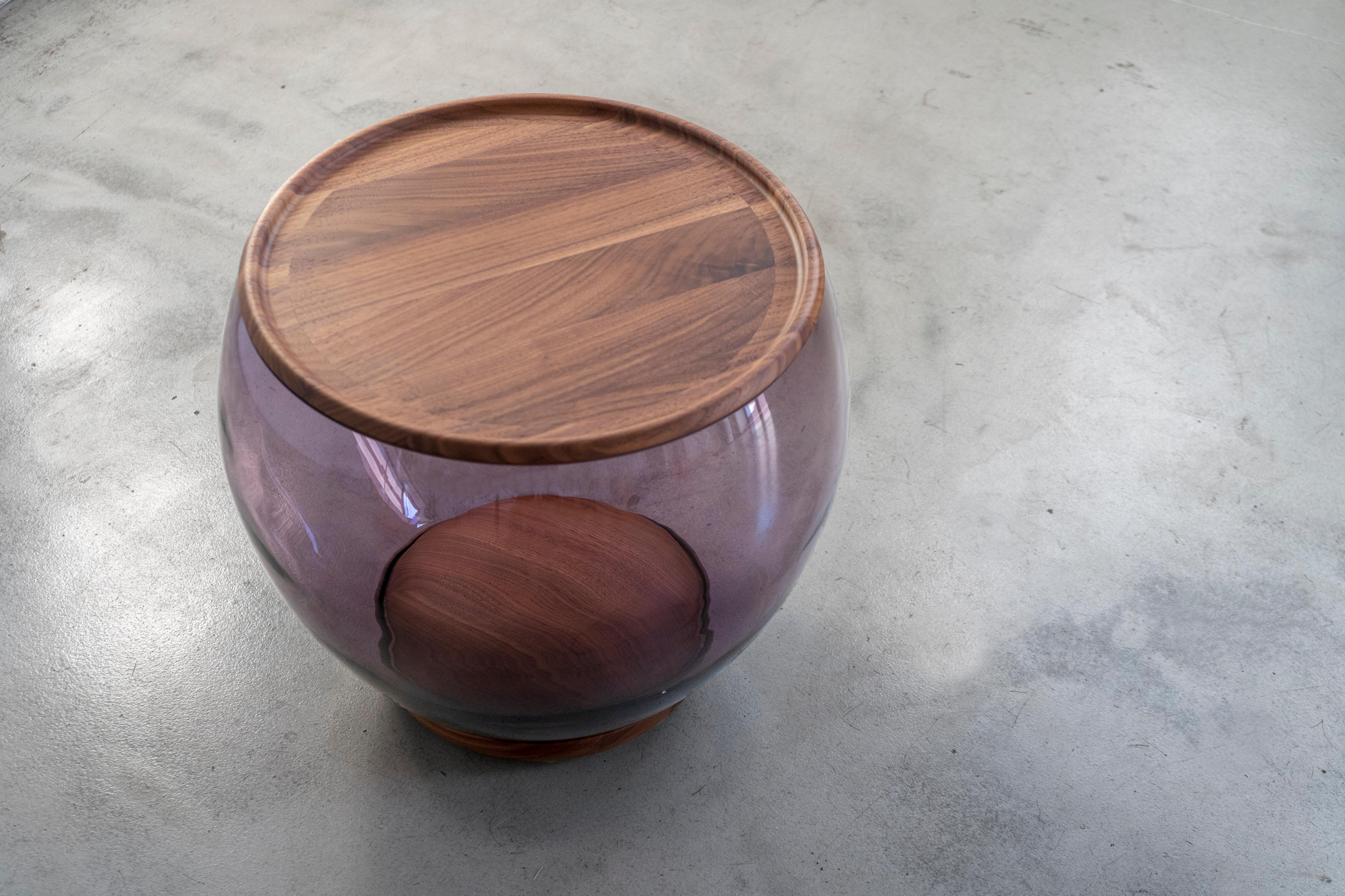 Modern Ciocio Hand Blown Glass Side Table in Amethyst Color with Walnut Wood For Sale