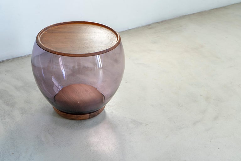 Ciocio Hand Blown Glass Side Table in Amethyst Color with Walnut Wood In New Condition For Sale In White Plains, NY