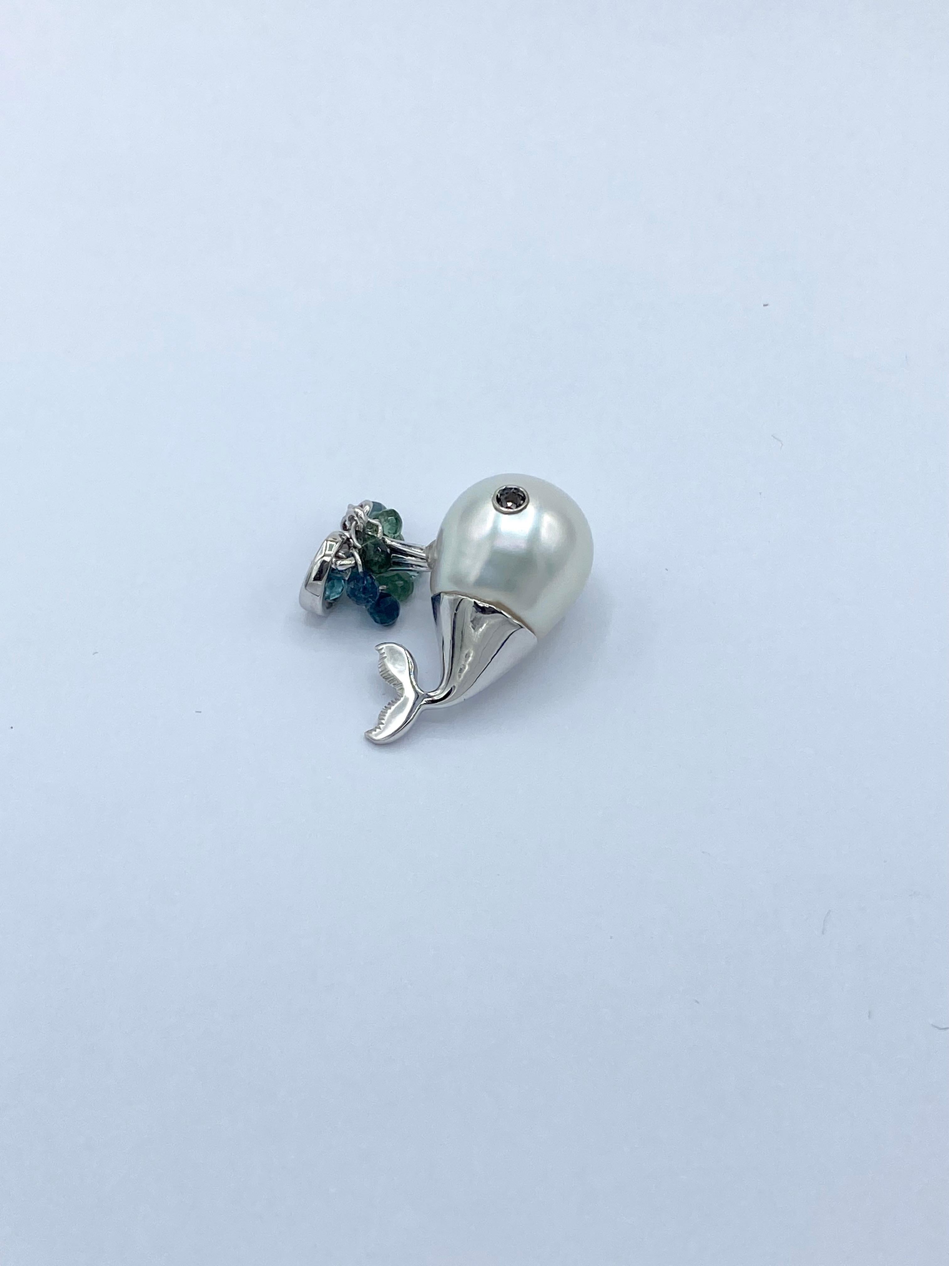 Pendentif baleine en or blanc 18Kt Perle australienne Tourmaline Diamant noir en vente 1